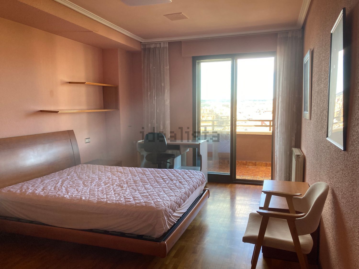 Habitació de lloguer, Logronyo