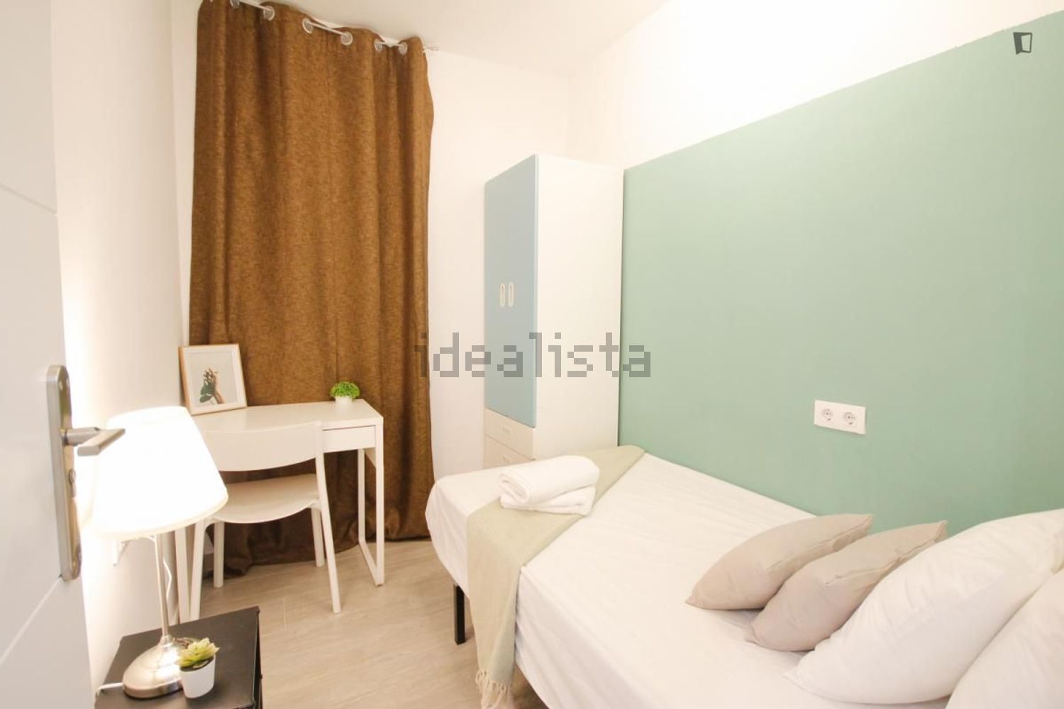 Room for rent, Barcelona
