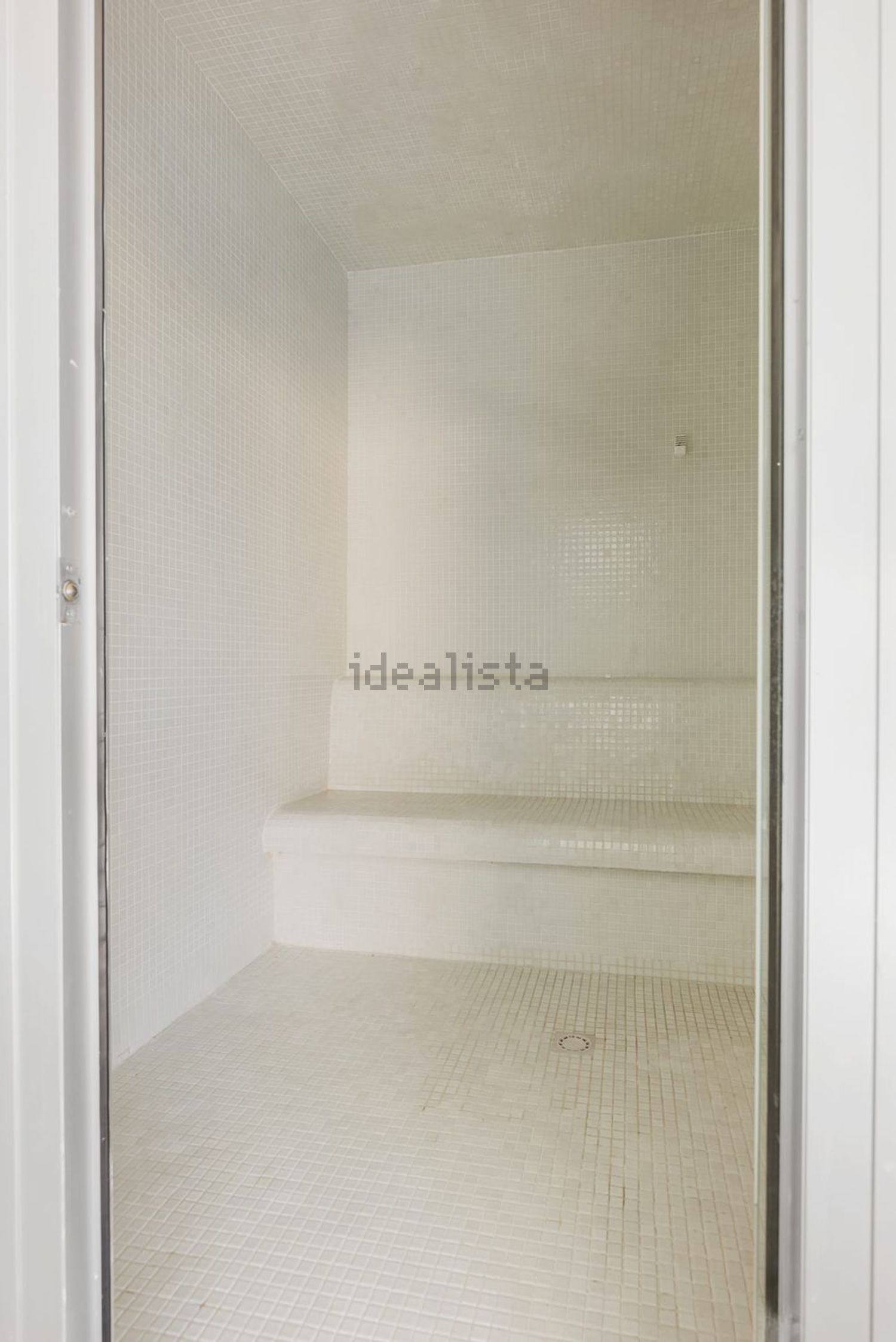 Appartamento 214 m² a Estepona