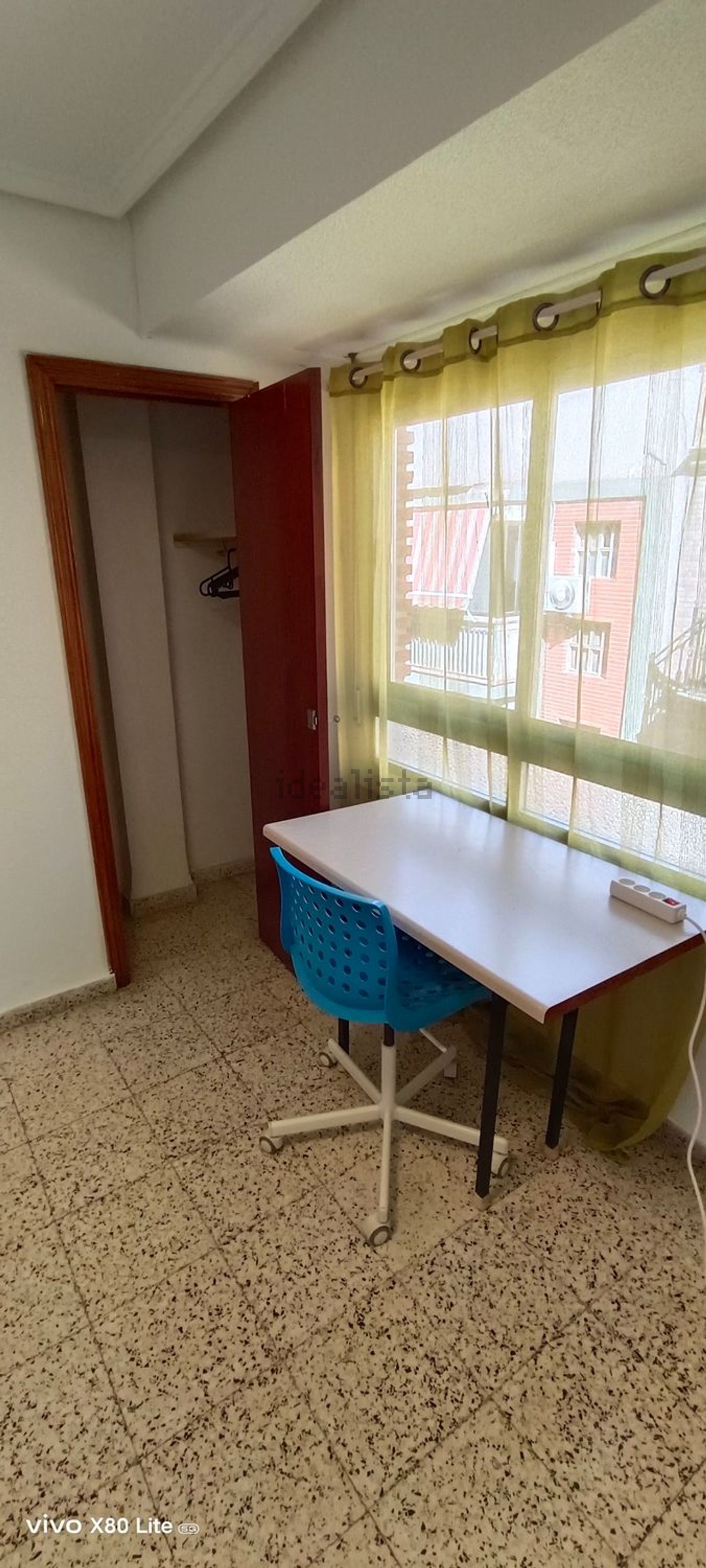 Habitació de lloguer, Burjassot