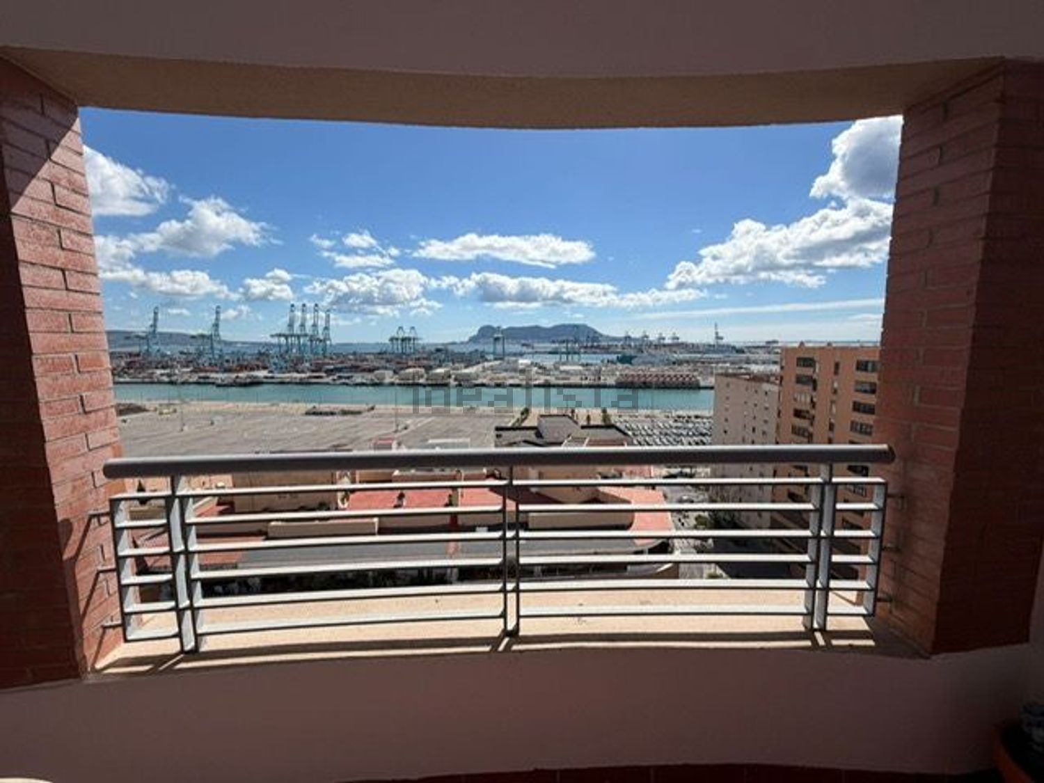 Piso de 120 m² en Algeciras