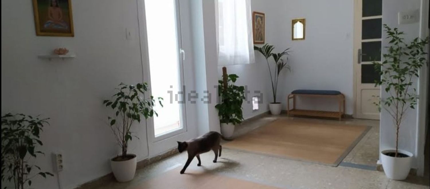 Chambre à louer, Valence