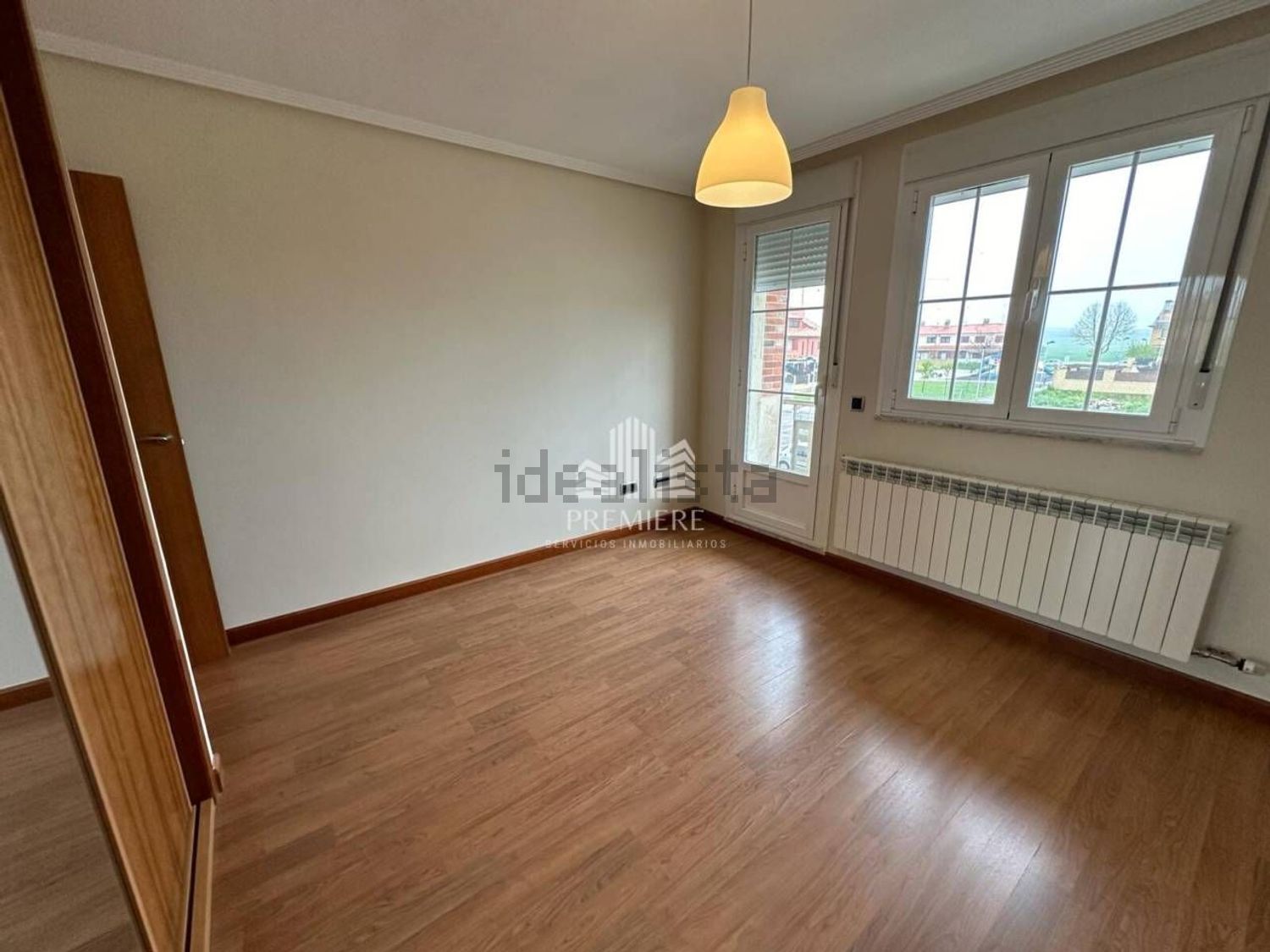 Casa 222 m² a Villares de la Reina