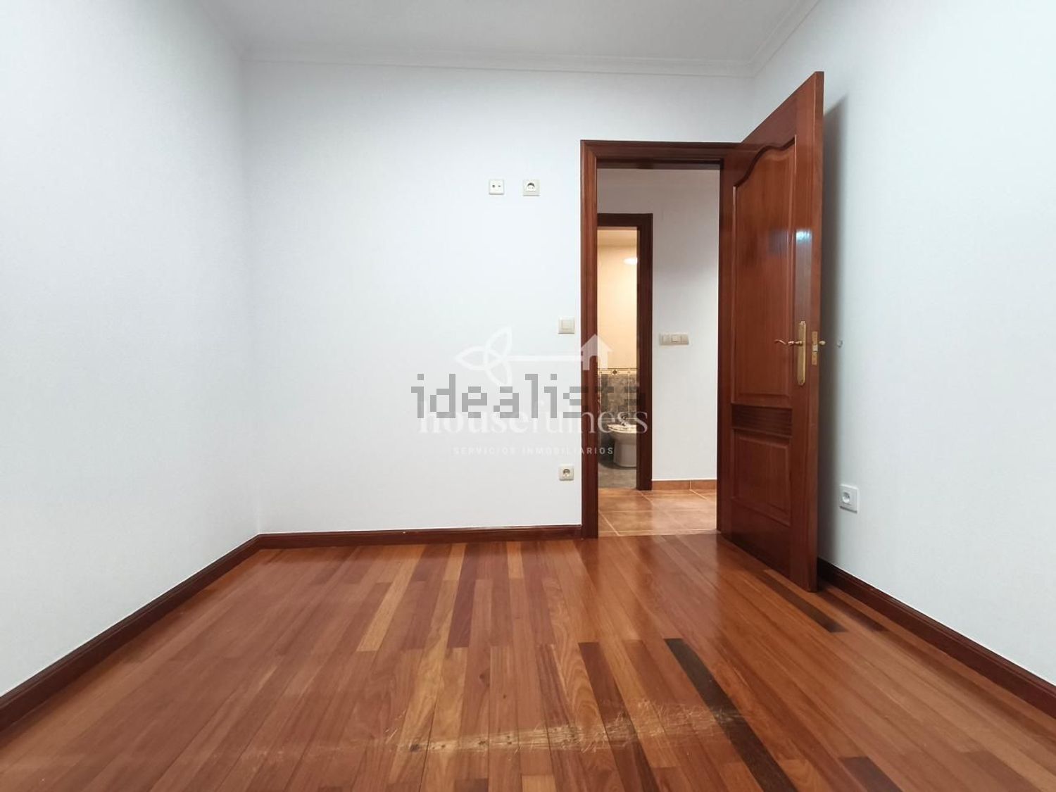 Piso de 75 m² en Narón