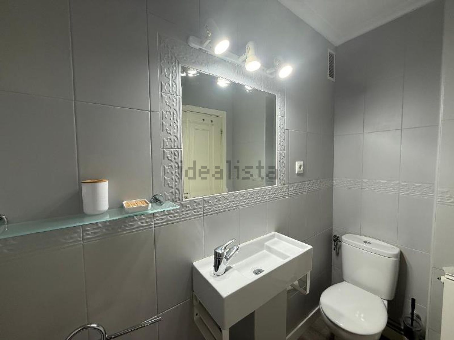Piso de 93 m² en Comillas