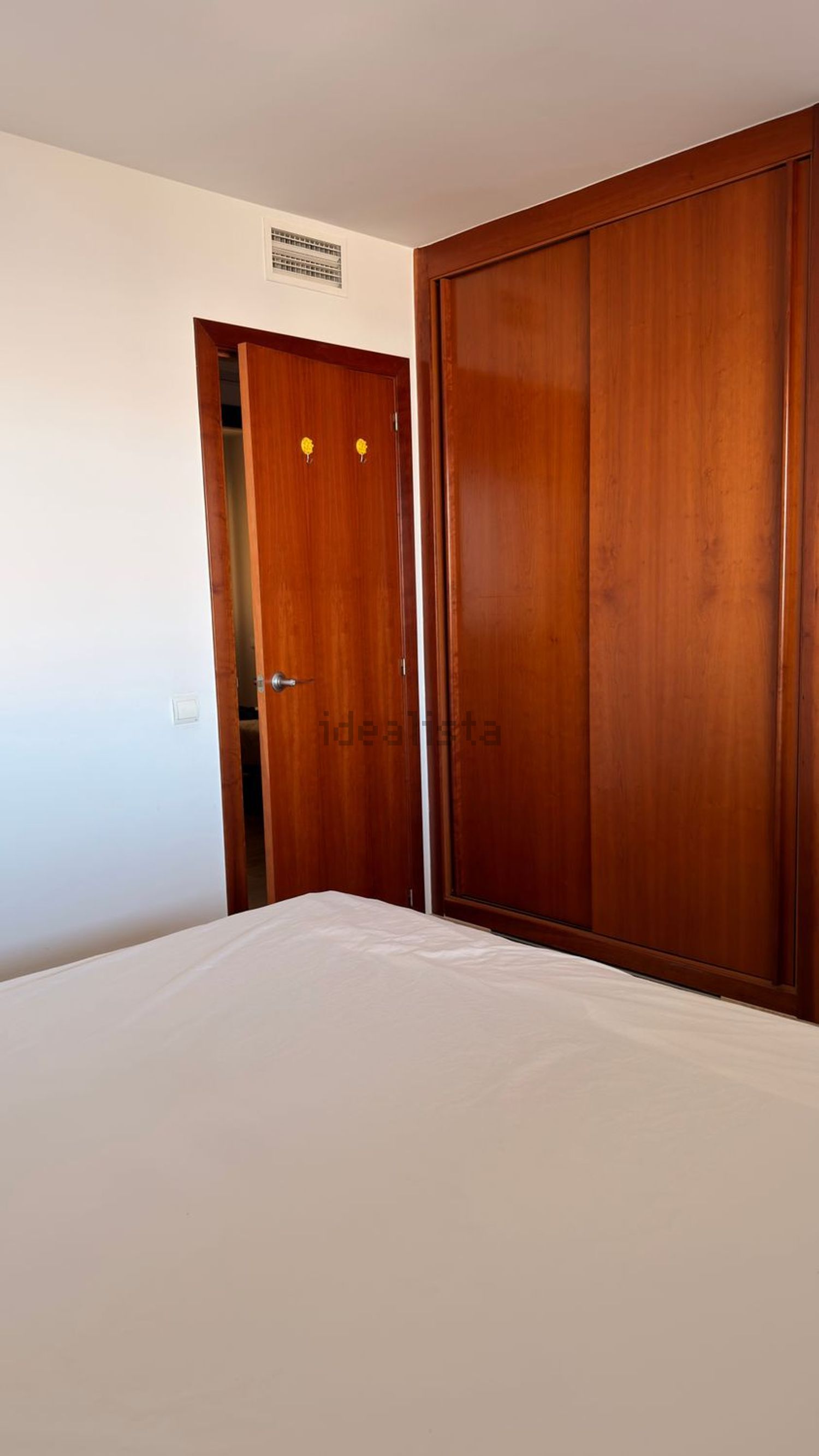 Habitació de lloguer, Eivissa