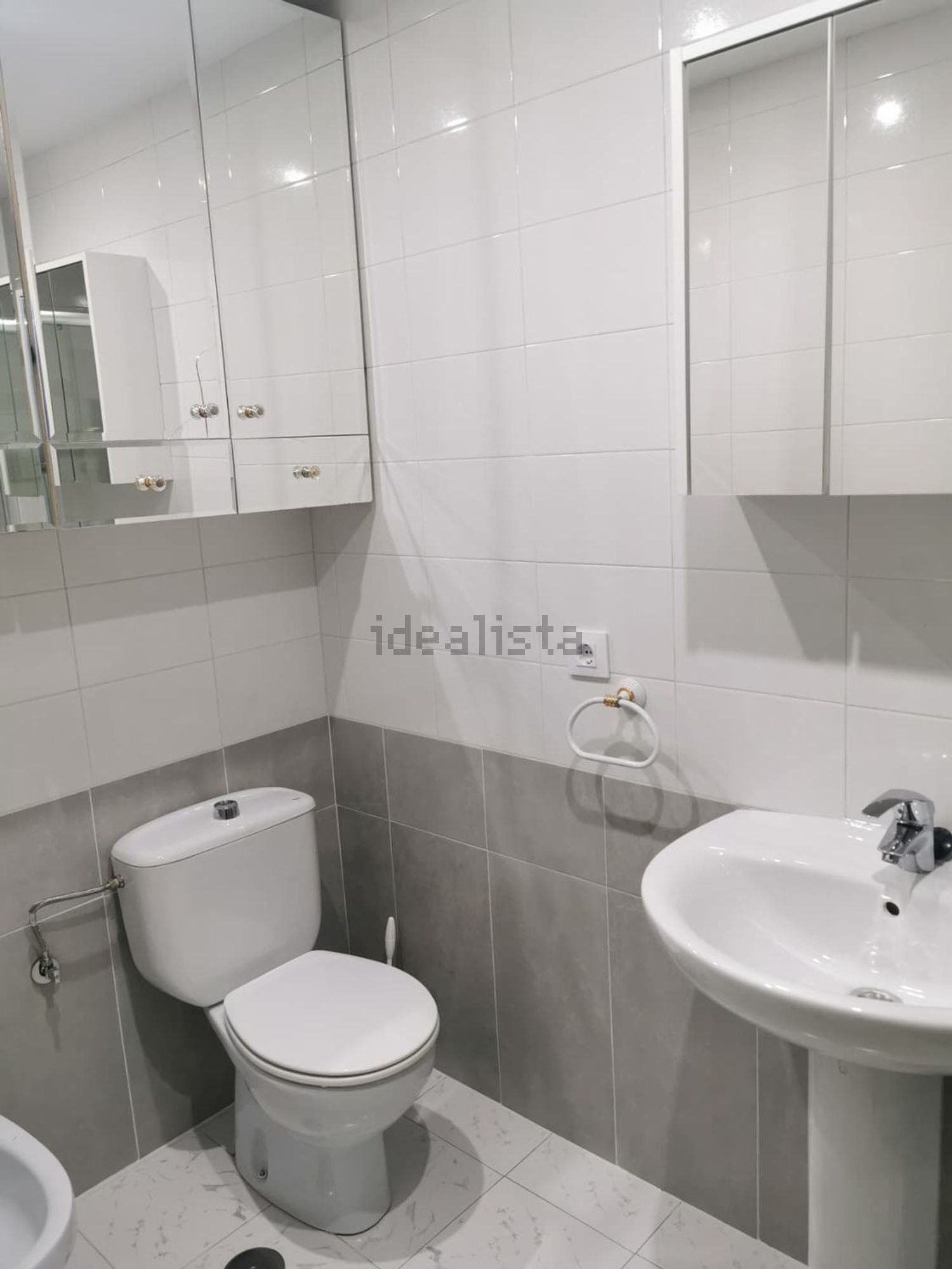 Pis de 121 m² a Baza