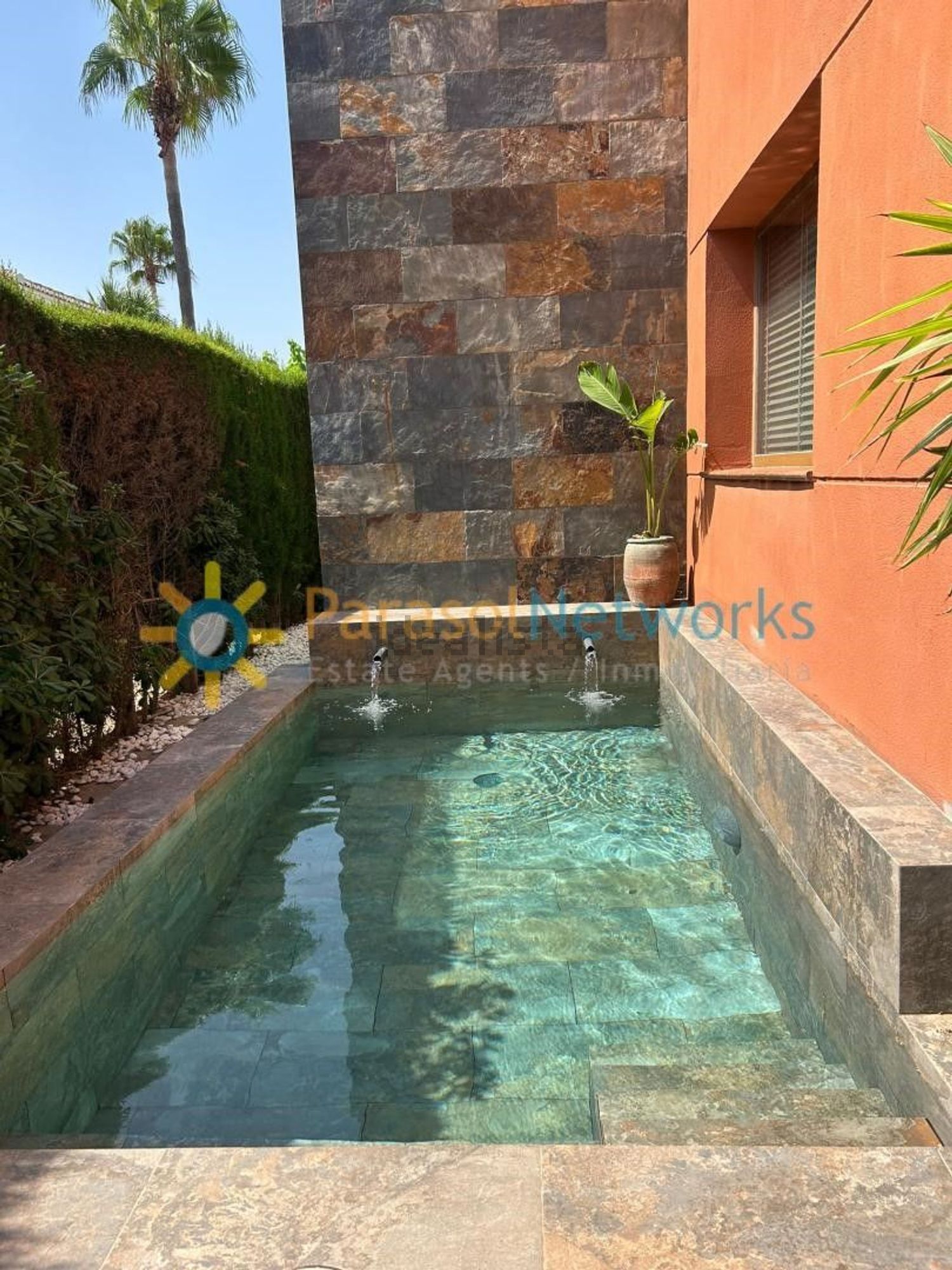 Casa de 212 m² en Oliva