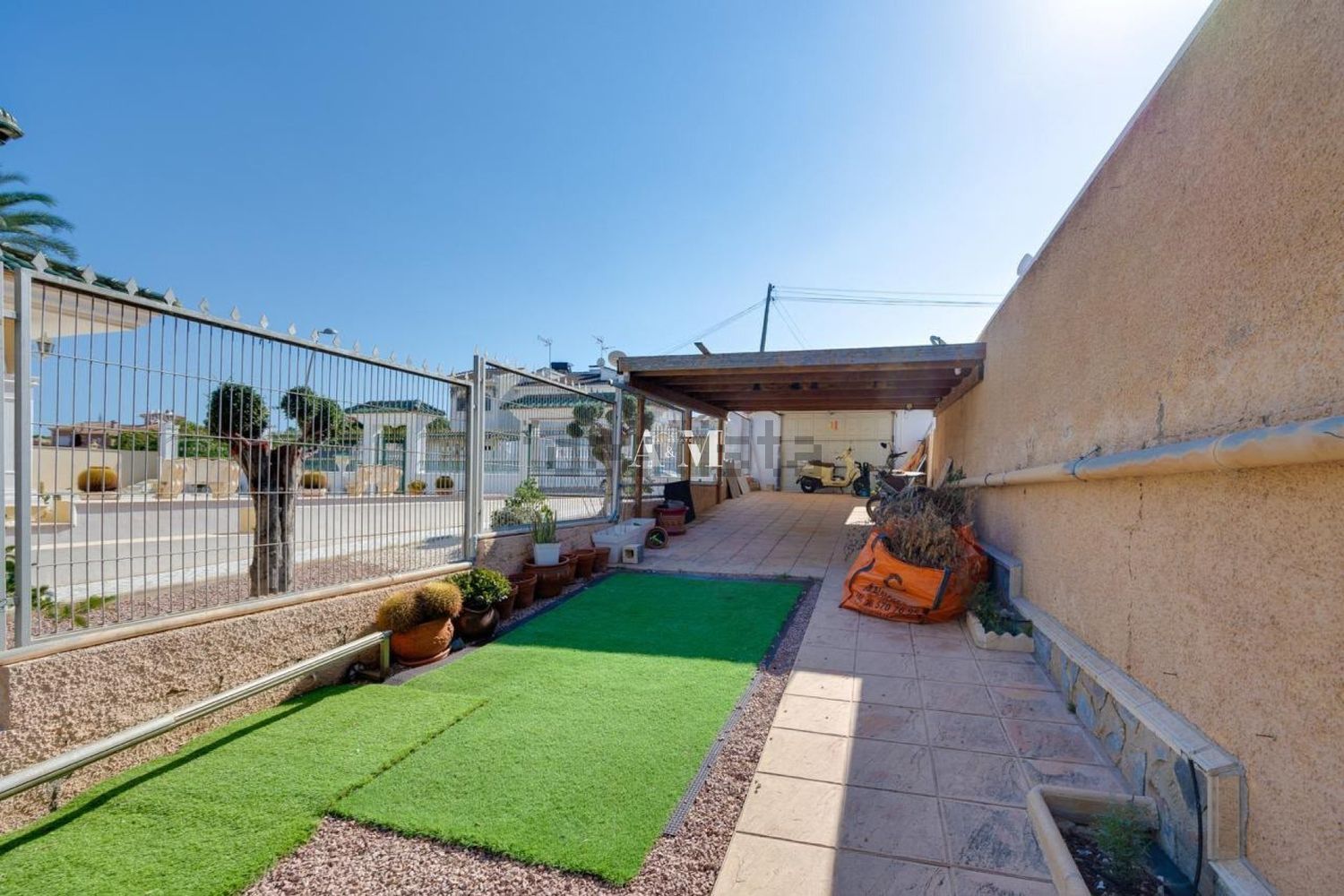 Casa de 360 m² a Torrevella