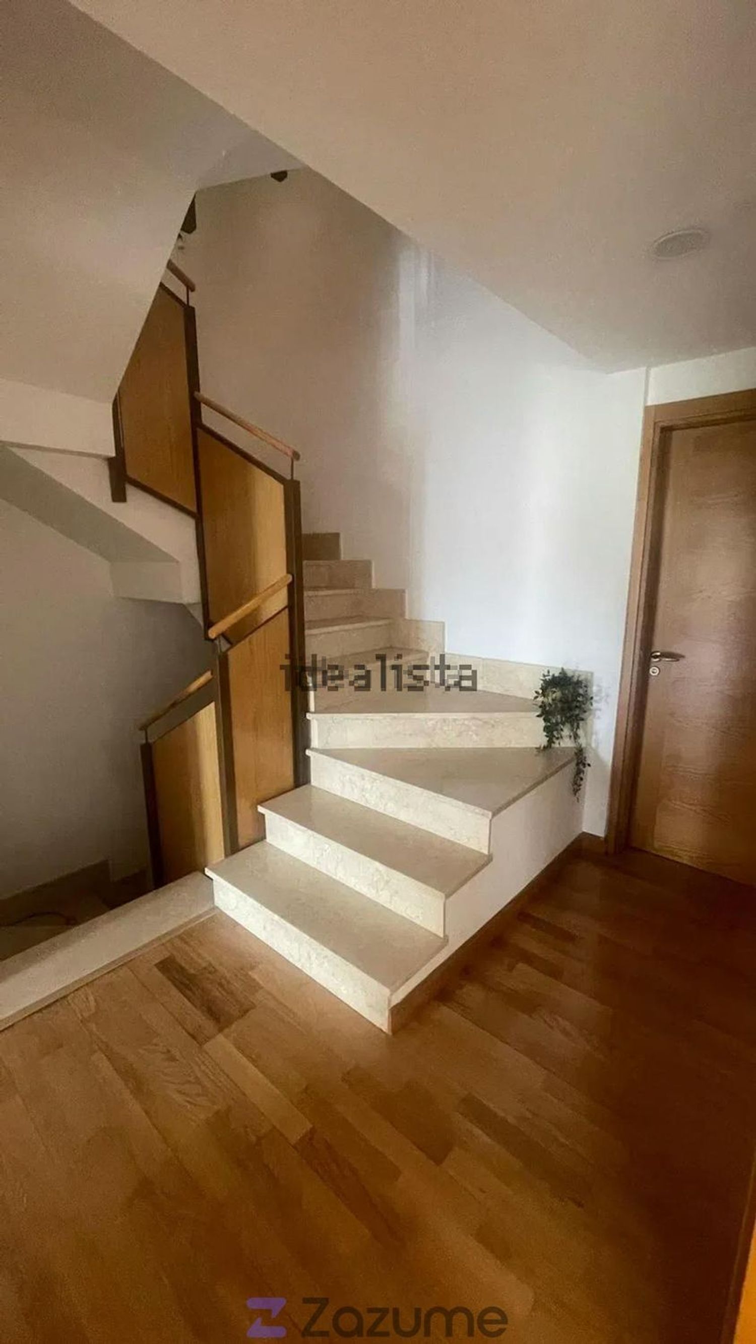 Casa de 300 m² a Pamplona