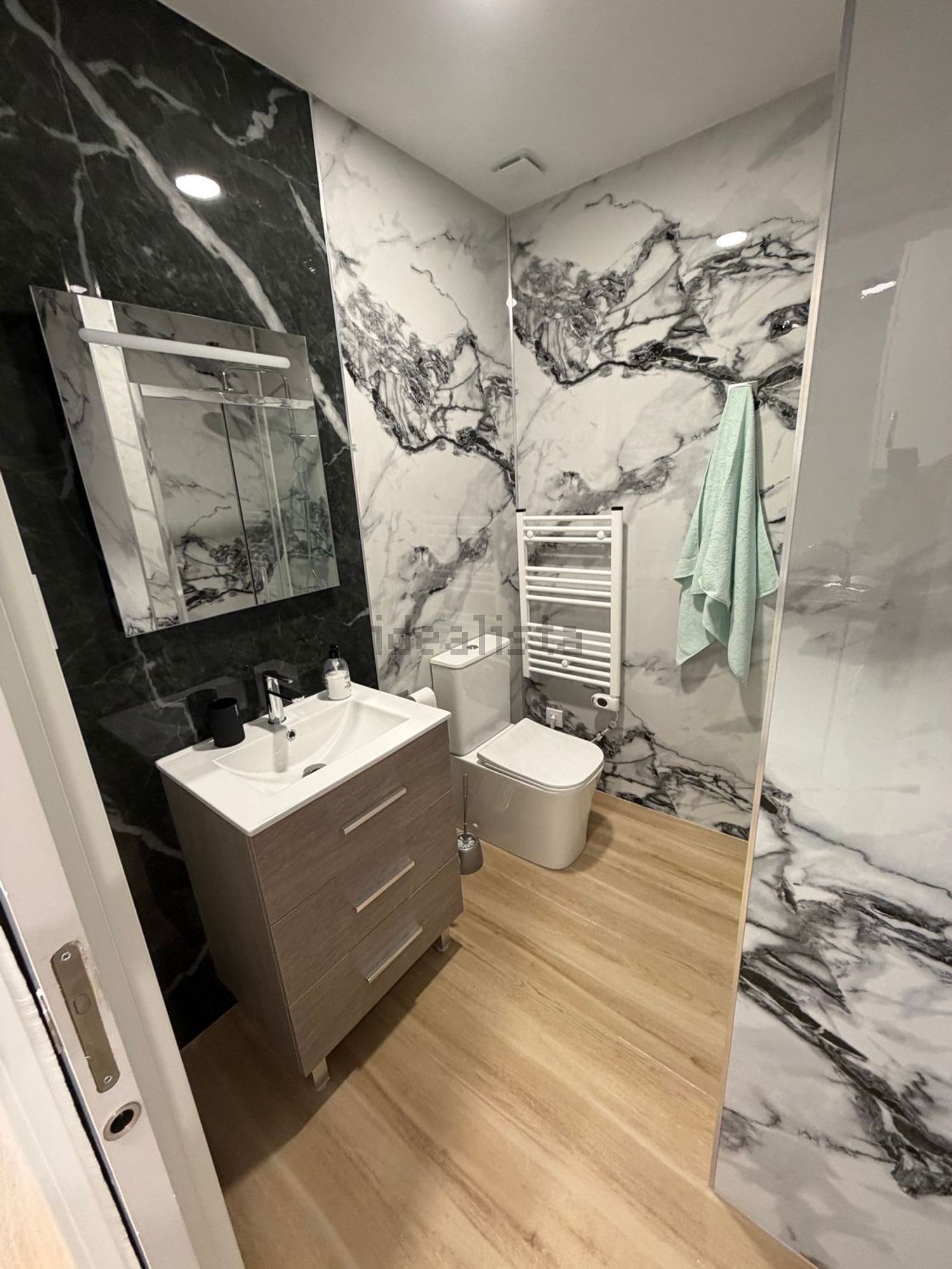 Piso de 70 m² en Bargas
