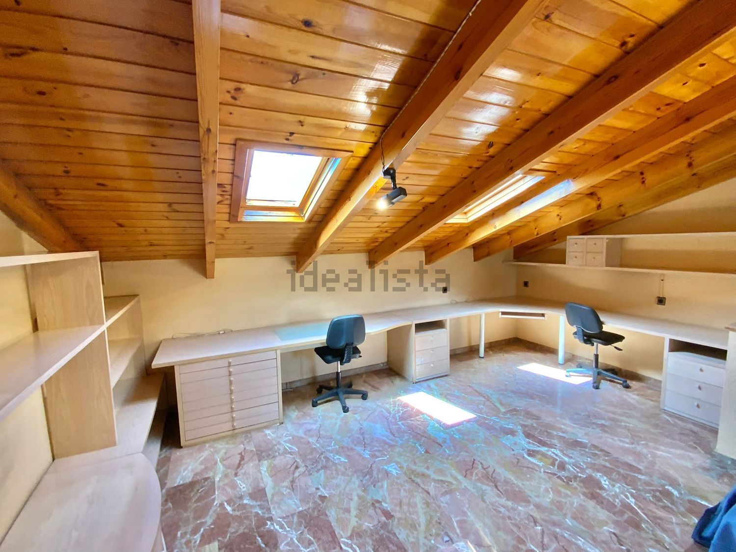 House 213 m² in Martorell