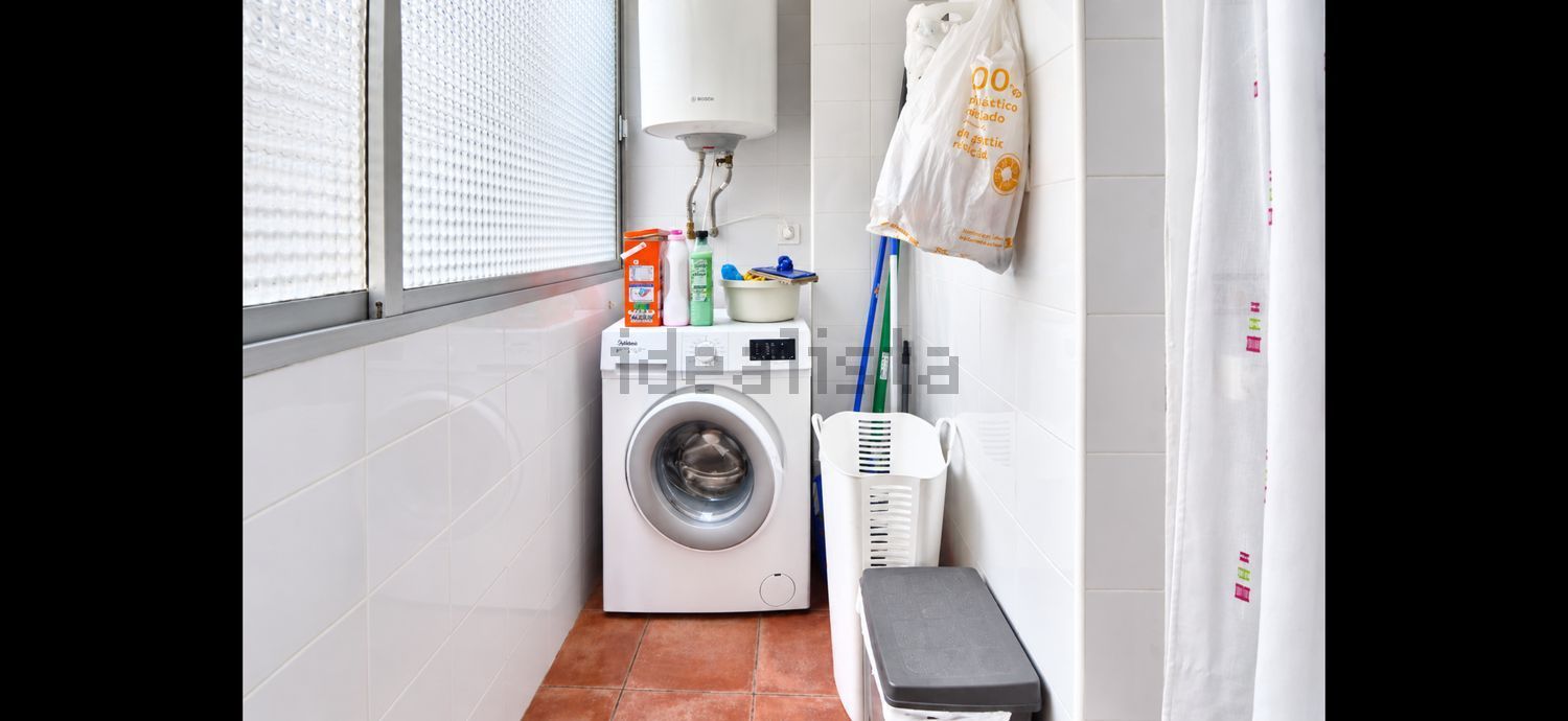 Piso de 130 m² en Benetússer