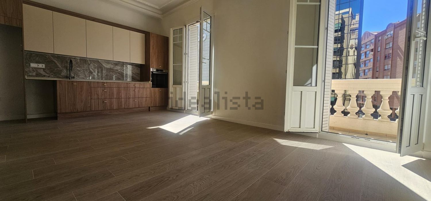 Pis de 105 m² a Alacant