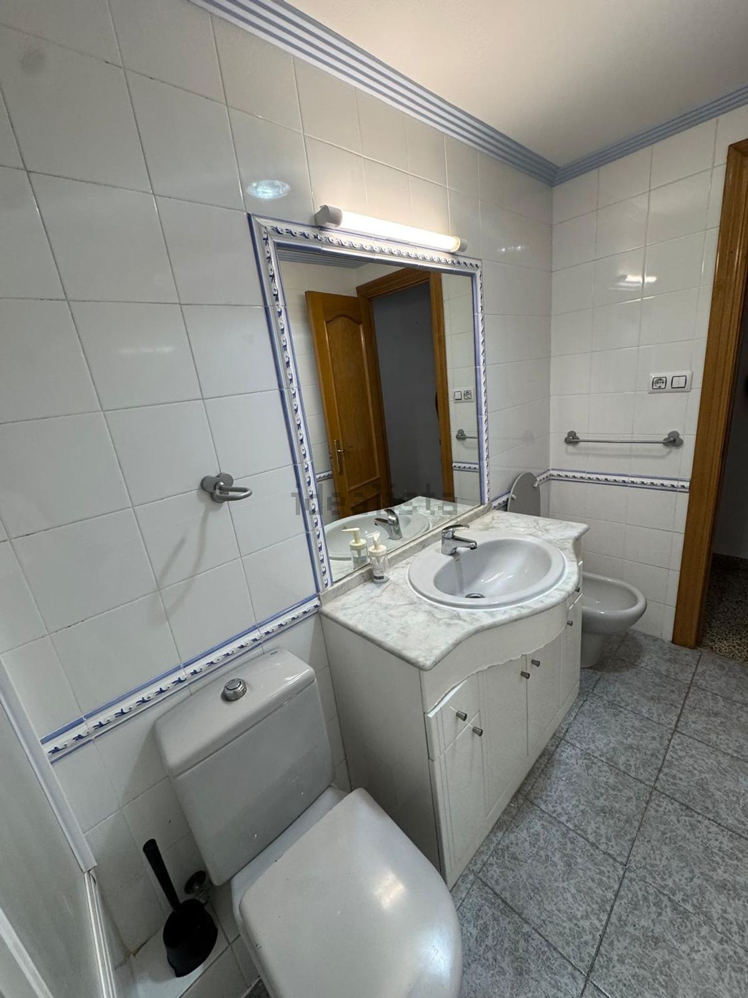 Habitació de lloguer, Llíria