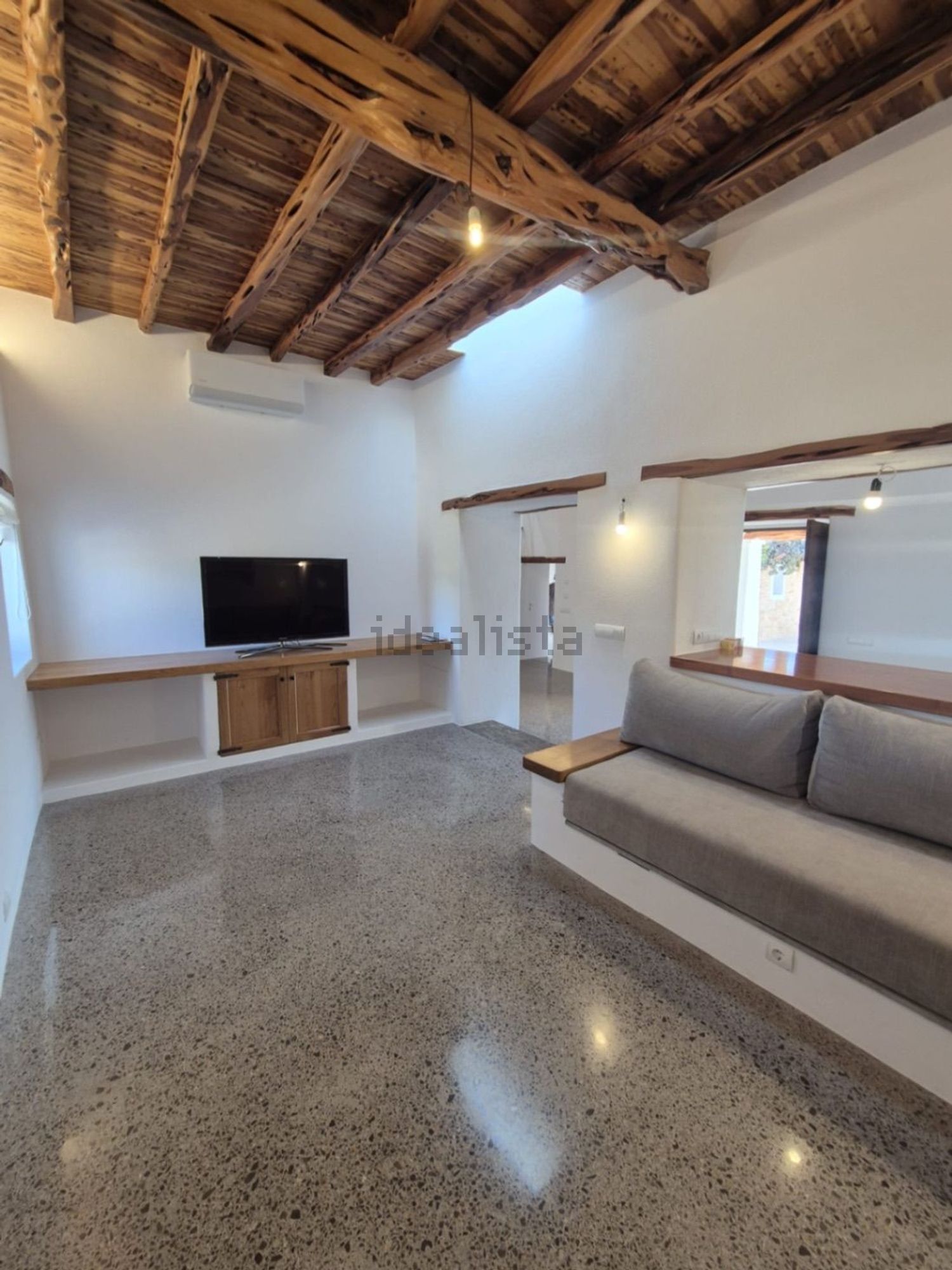 Haus 400 m² in Santa Eulària des Riu