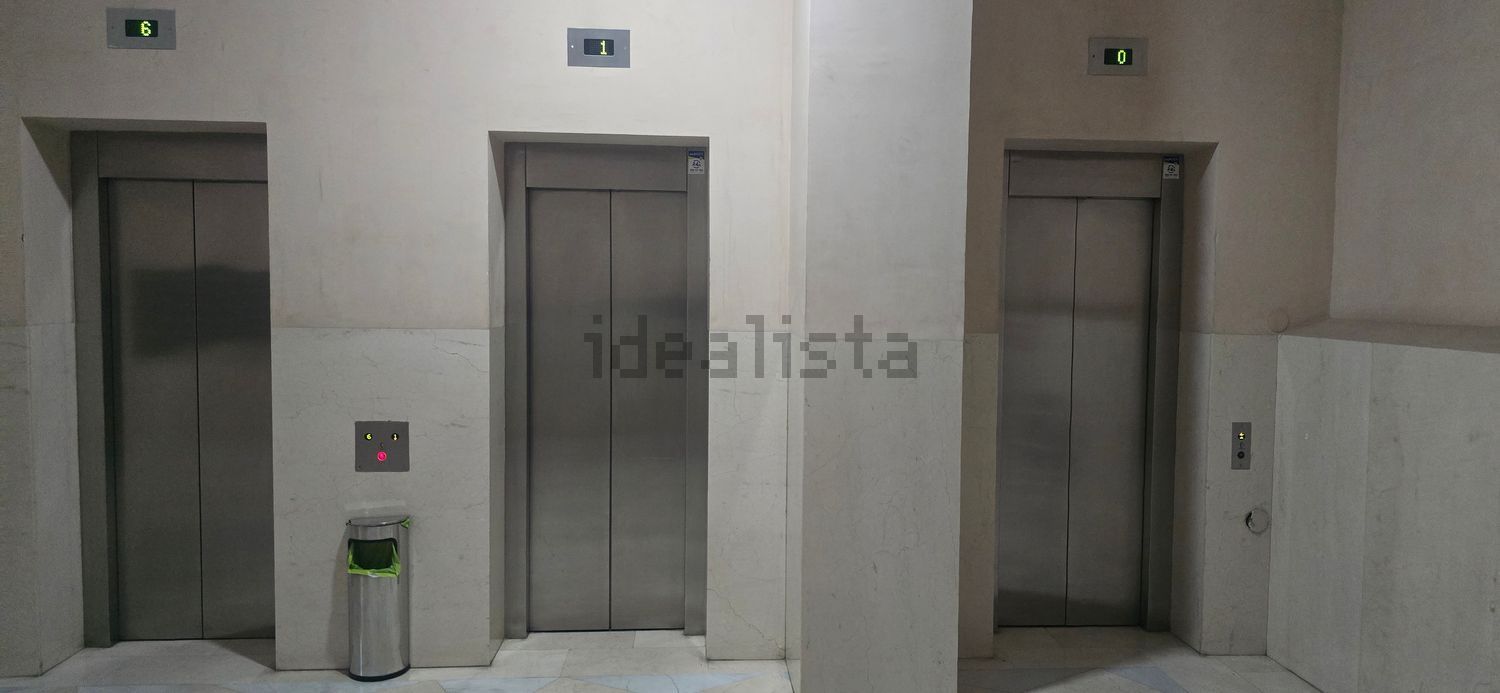 Piso de 212 m² en Granada
