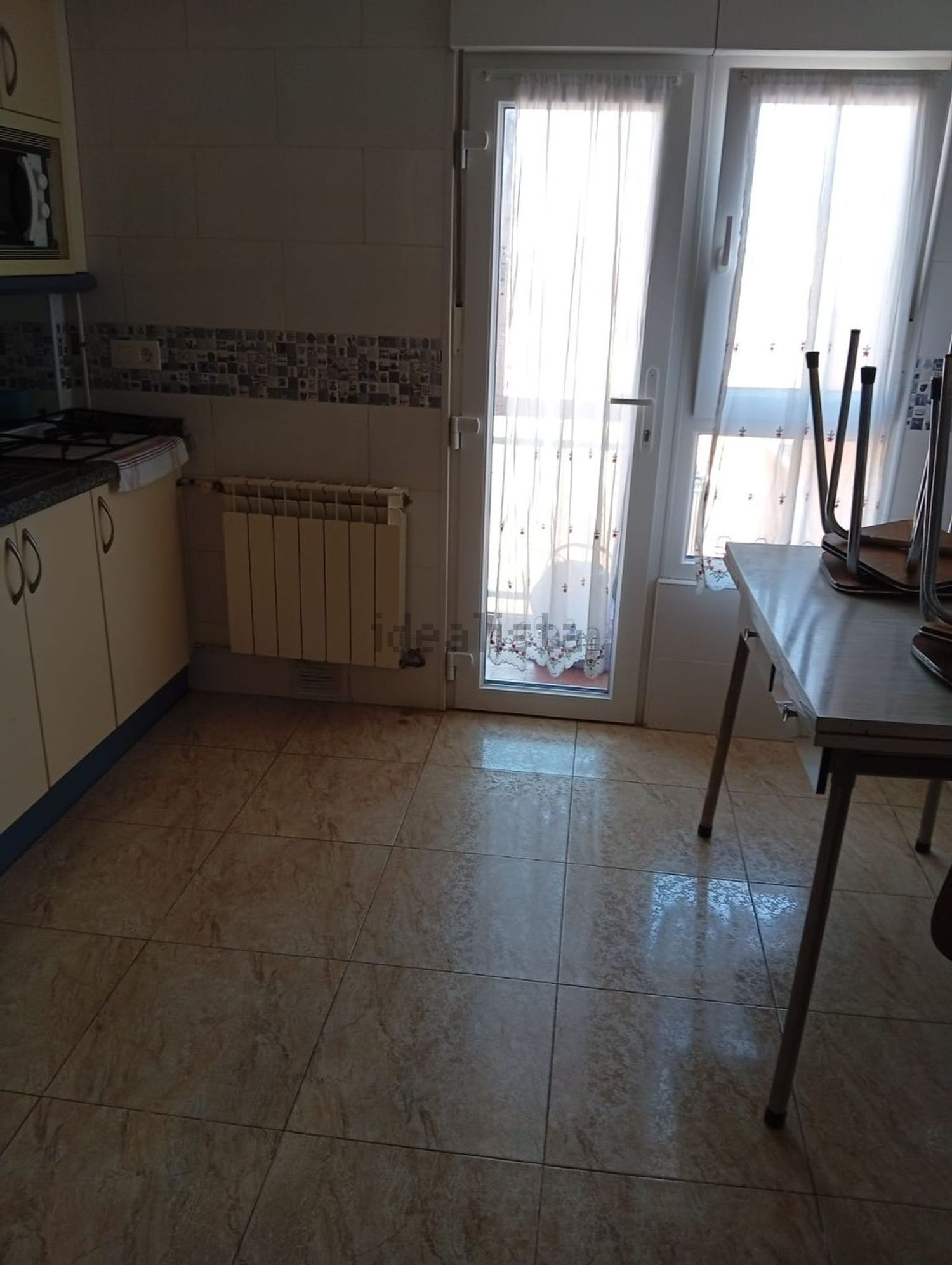 Habitació de lloguer, Lleó