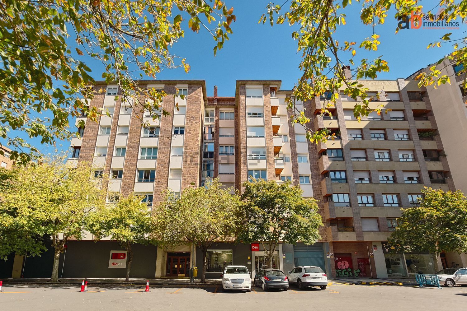 Pis de 98 m² a Pamplona
