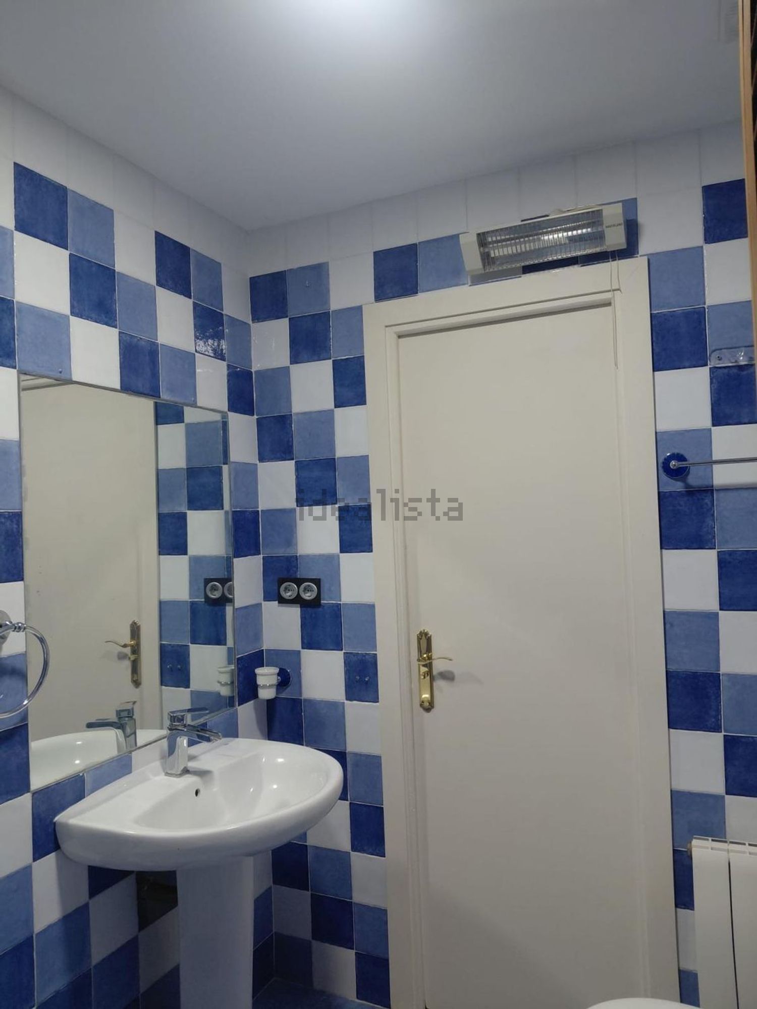 Apartamento 99 m² em Granada