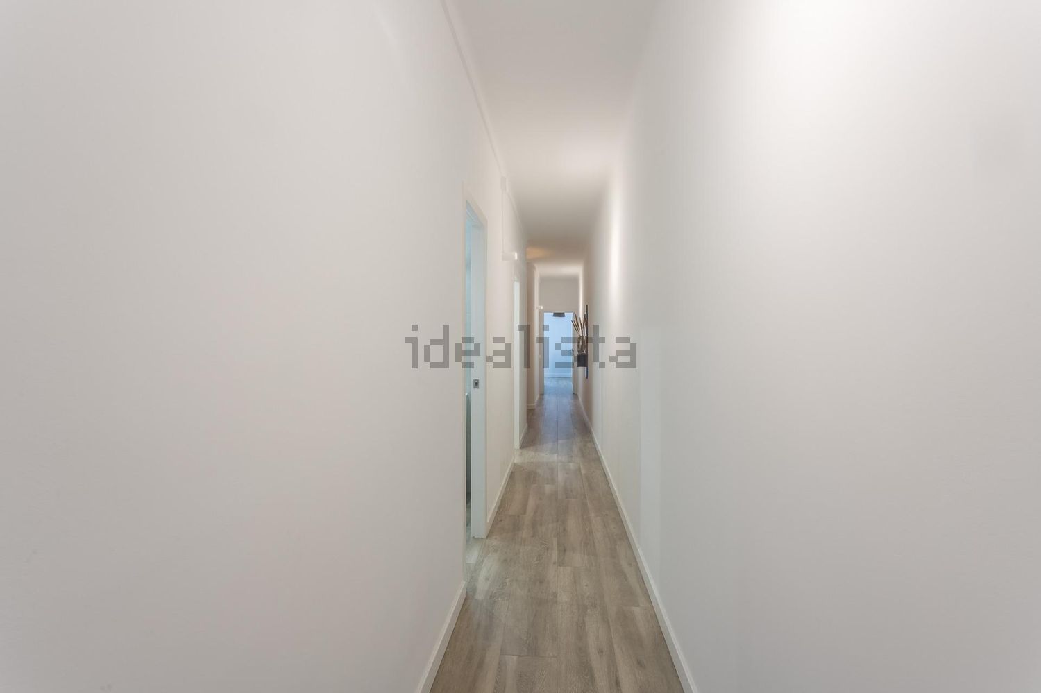 Квартира 100 м² у Барселоні