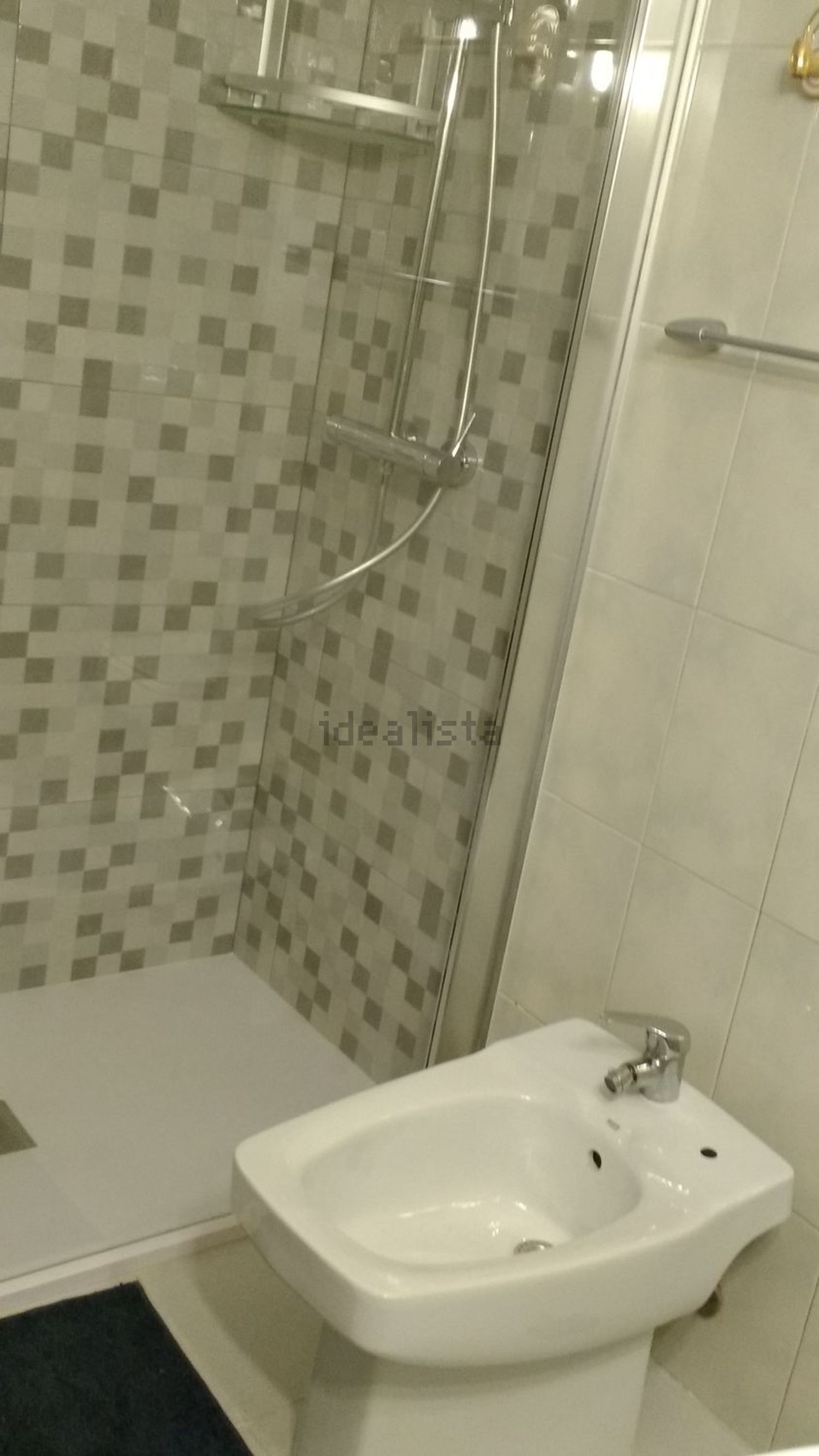 Piso de 85 m² en Oviedo
