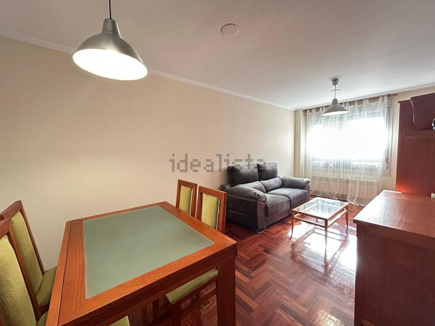 Pis de 76 m² a Gijón