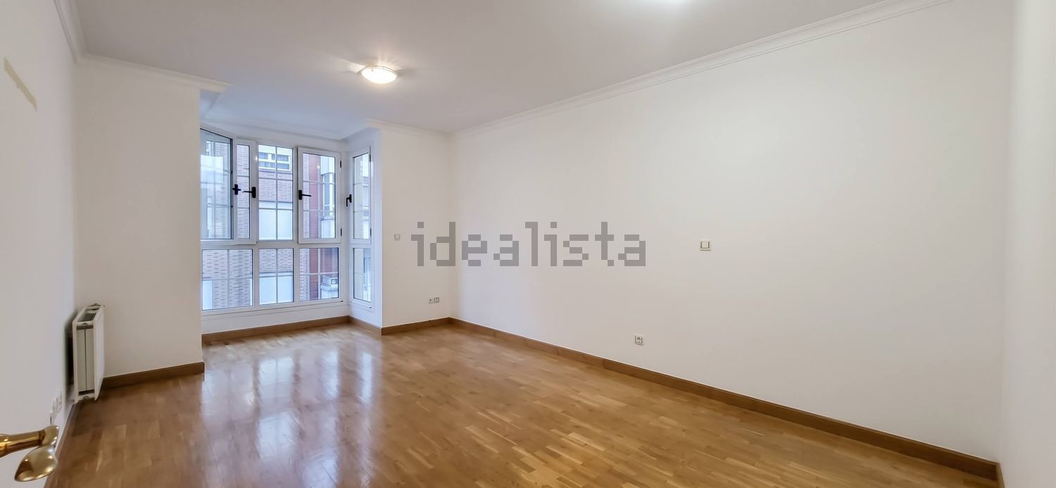 Appartement 55 m² à Siero