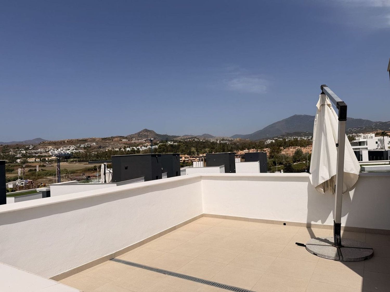 Maison 210 m² à Estepona