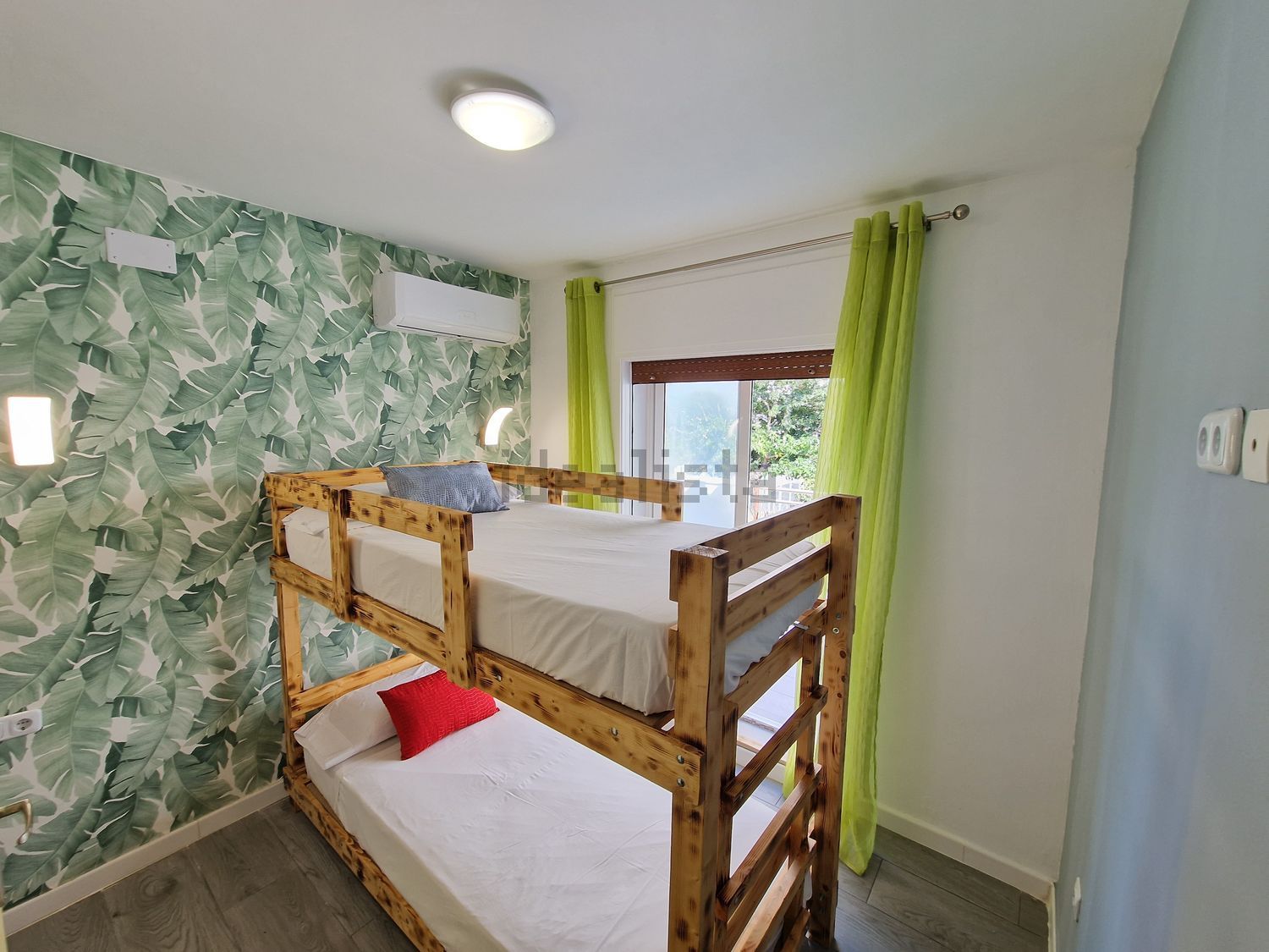 Habitació de lloguer, Castelló d'Empúries