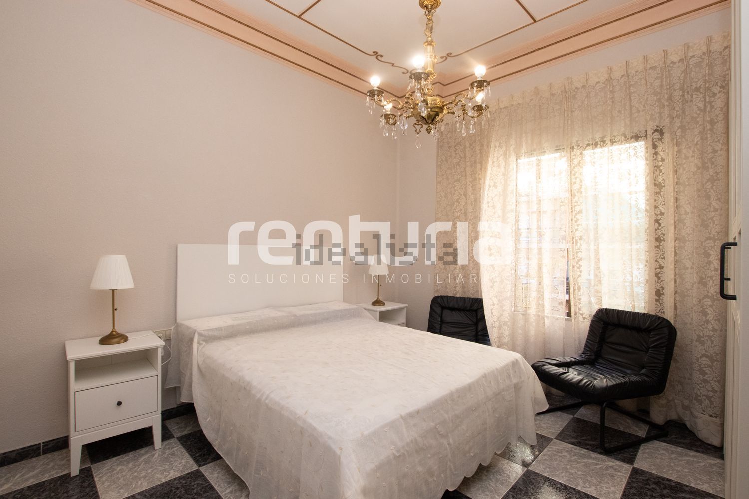 Wohnung 95 m² in Valencia