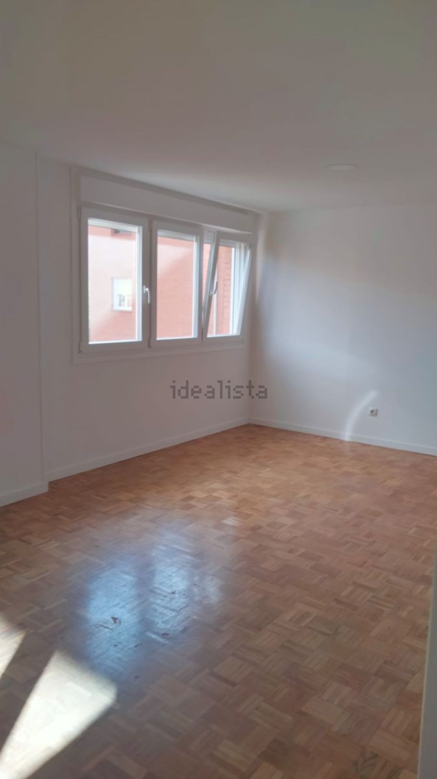 Wohnung 112 m² in Madrid