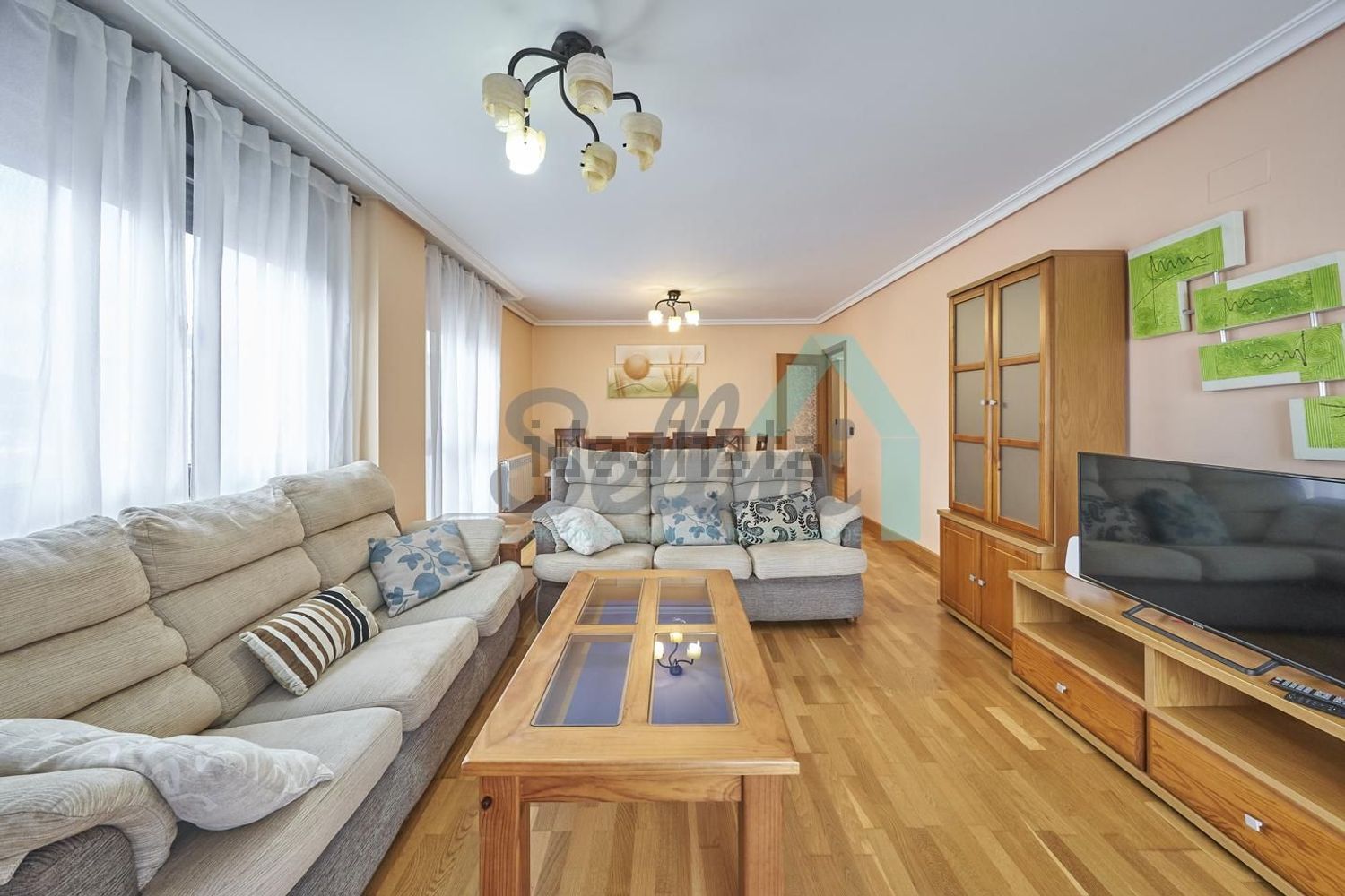 Piso de 132 m² en Oviedo