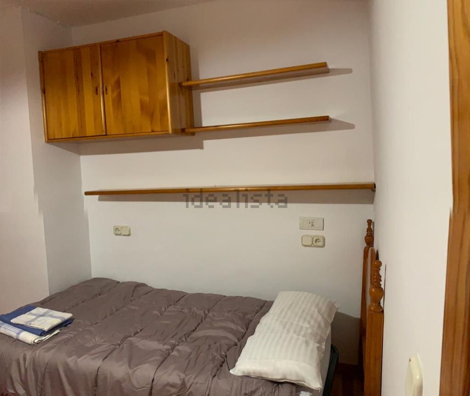 Room for rent, Jaca