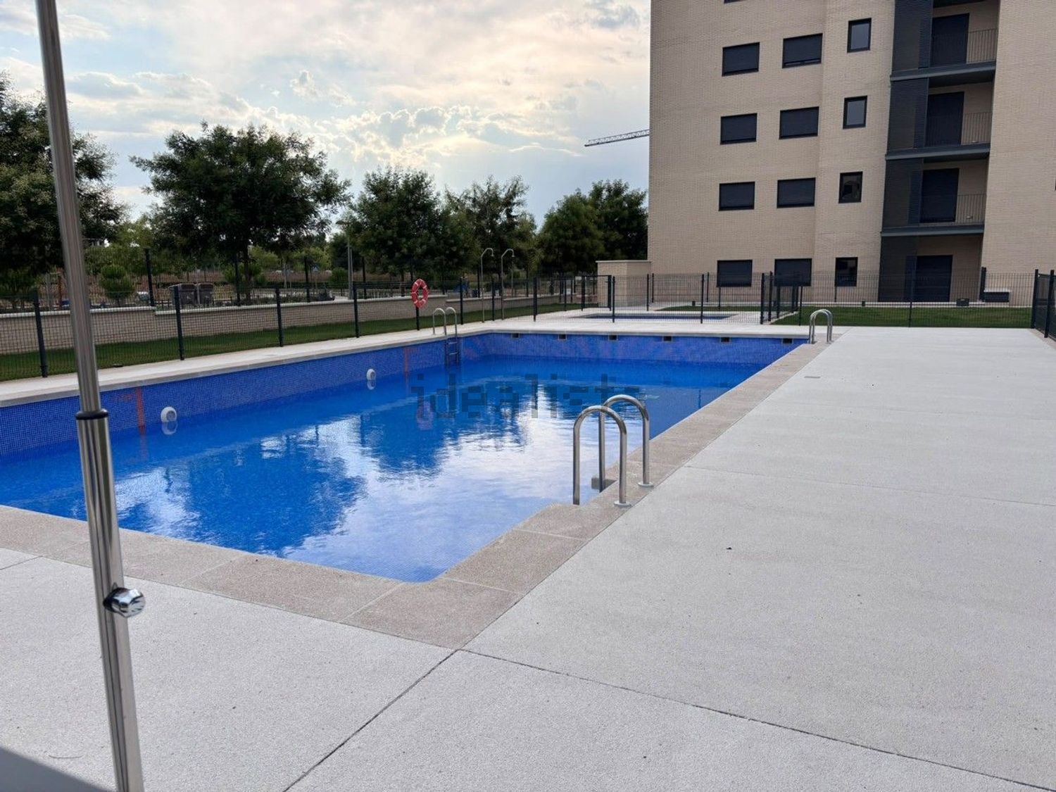 Piso de 122 m² en Alovera