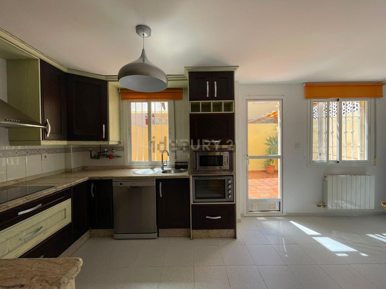 Casa de 219 m² en Armilla