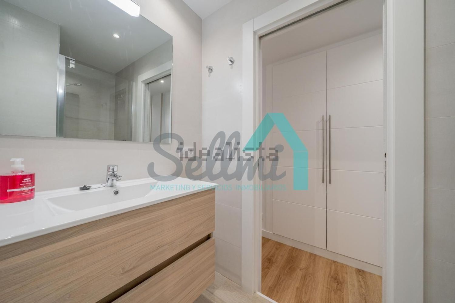 Piso de 114 m² en Oviedo
