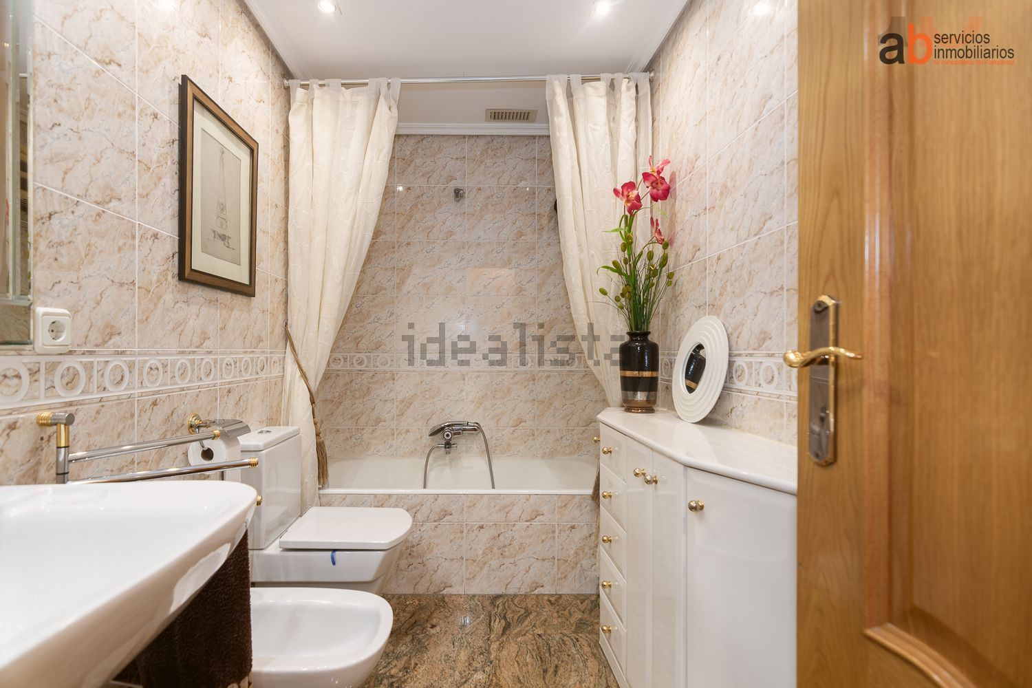 Pis de 130 m² a Pamplona