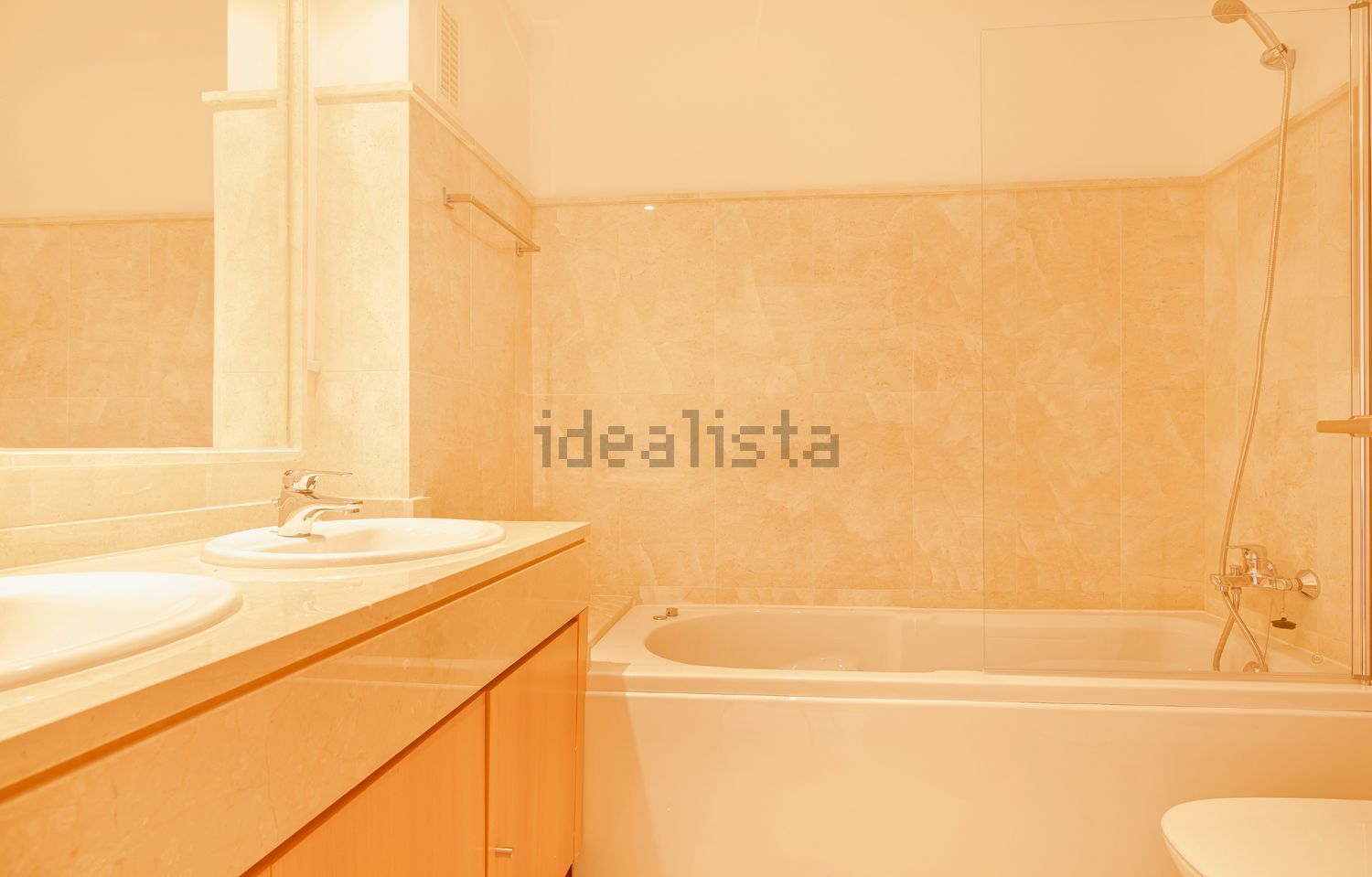 Piso de 120 m² en Casares