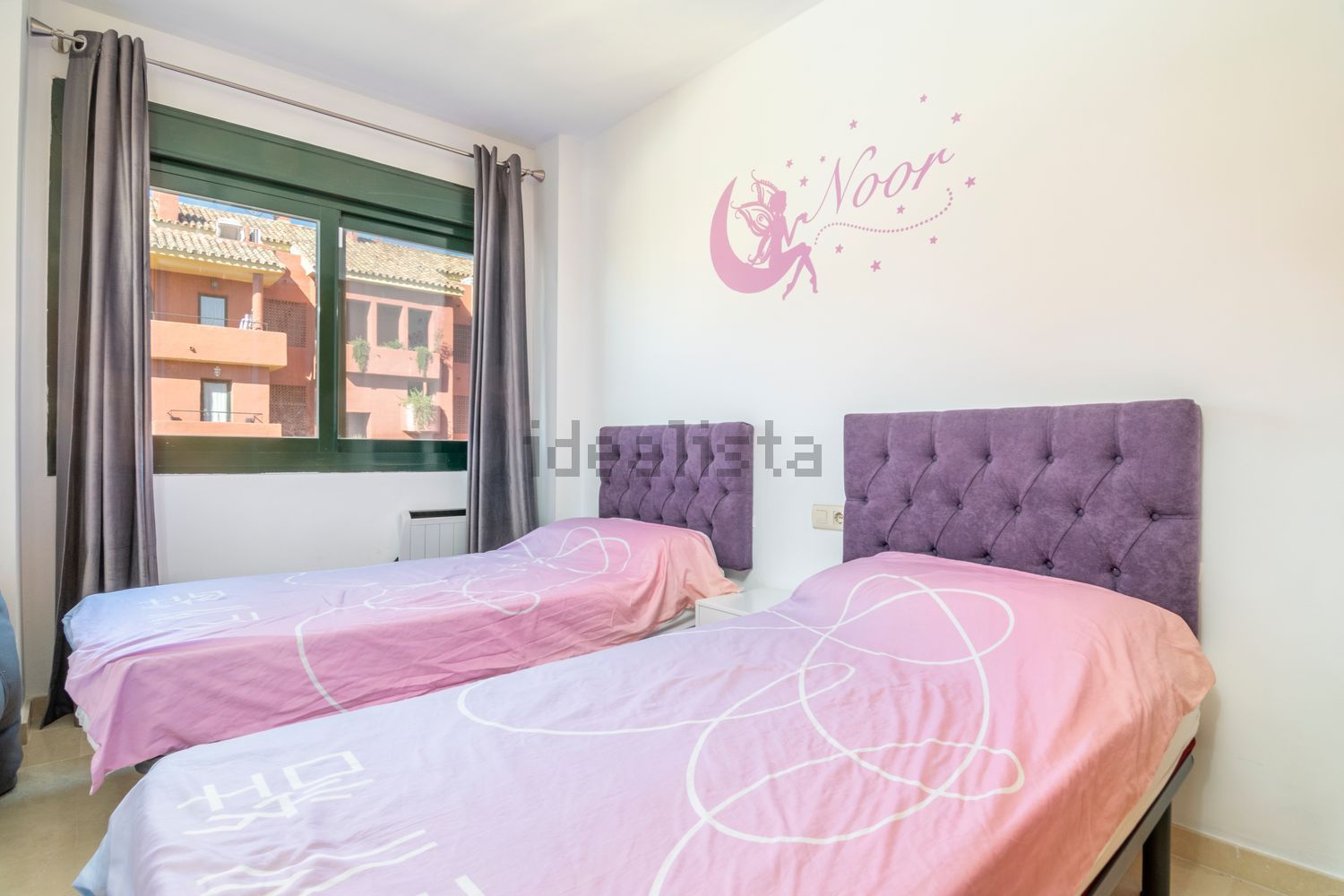 Casa de 250 m² en Estepona