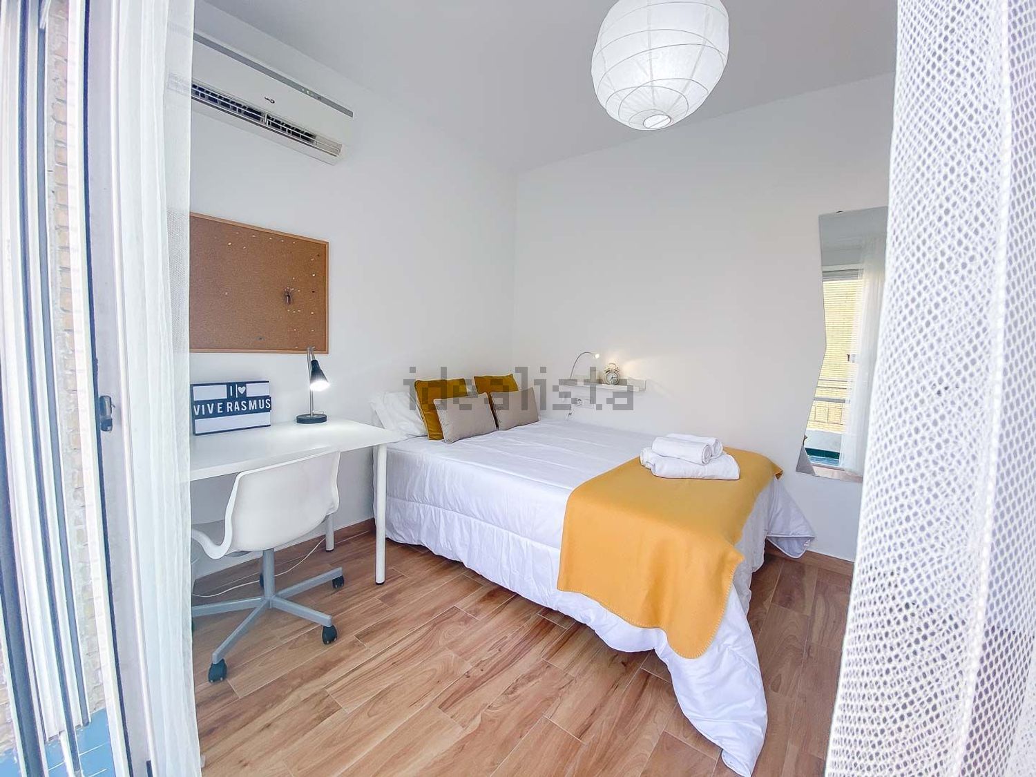 Room for rent, Seville
