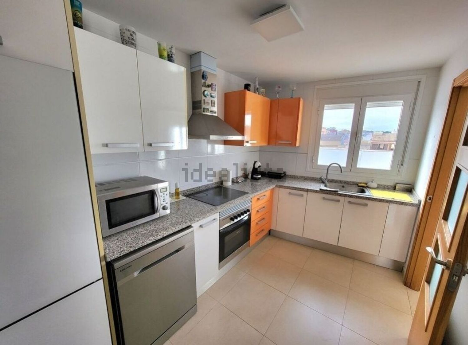 Habitació de lloguer, Montroi