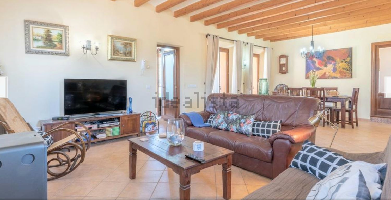 Casa 350 m² a Consell