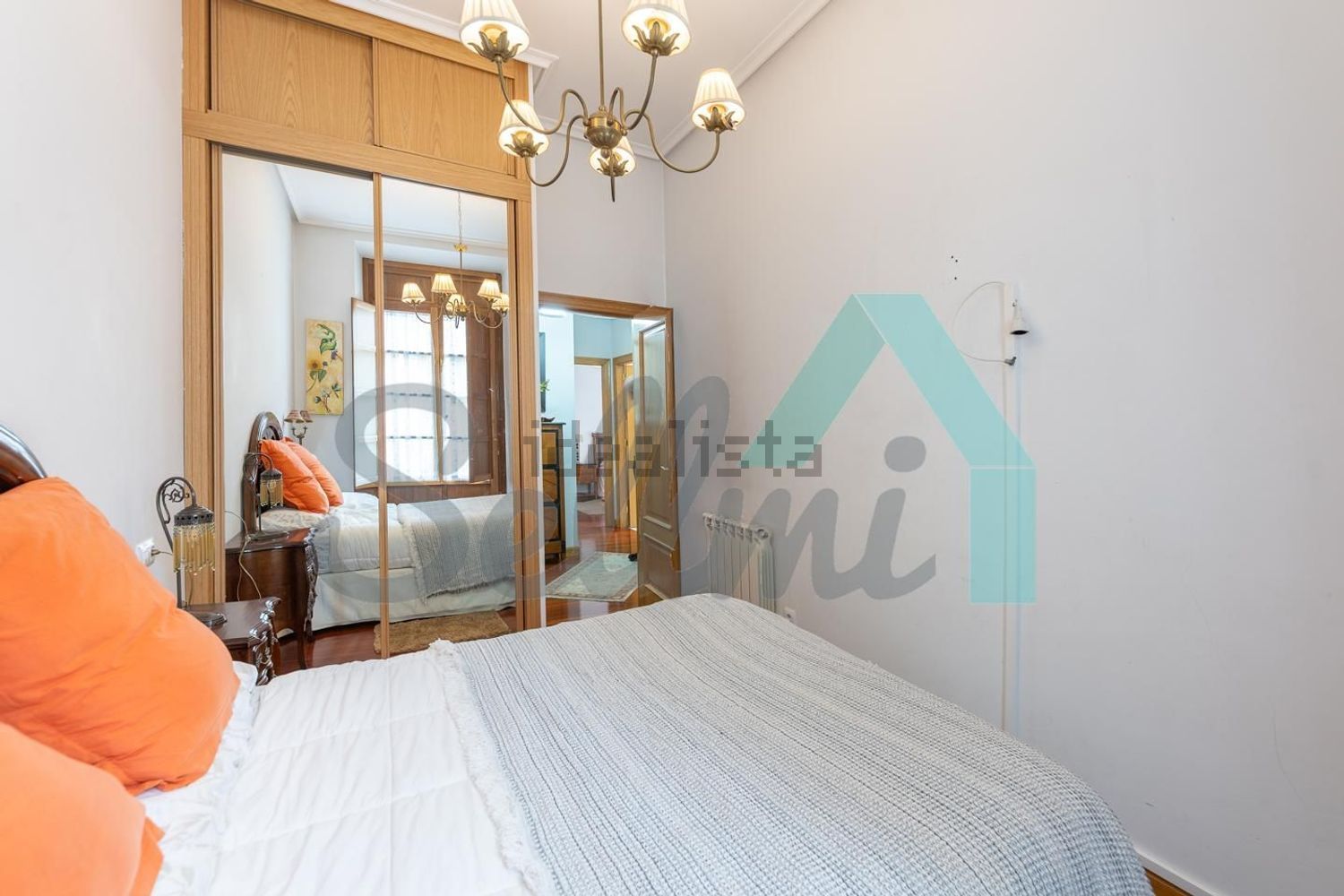 Flat 82 m² in Oviedo