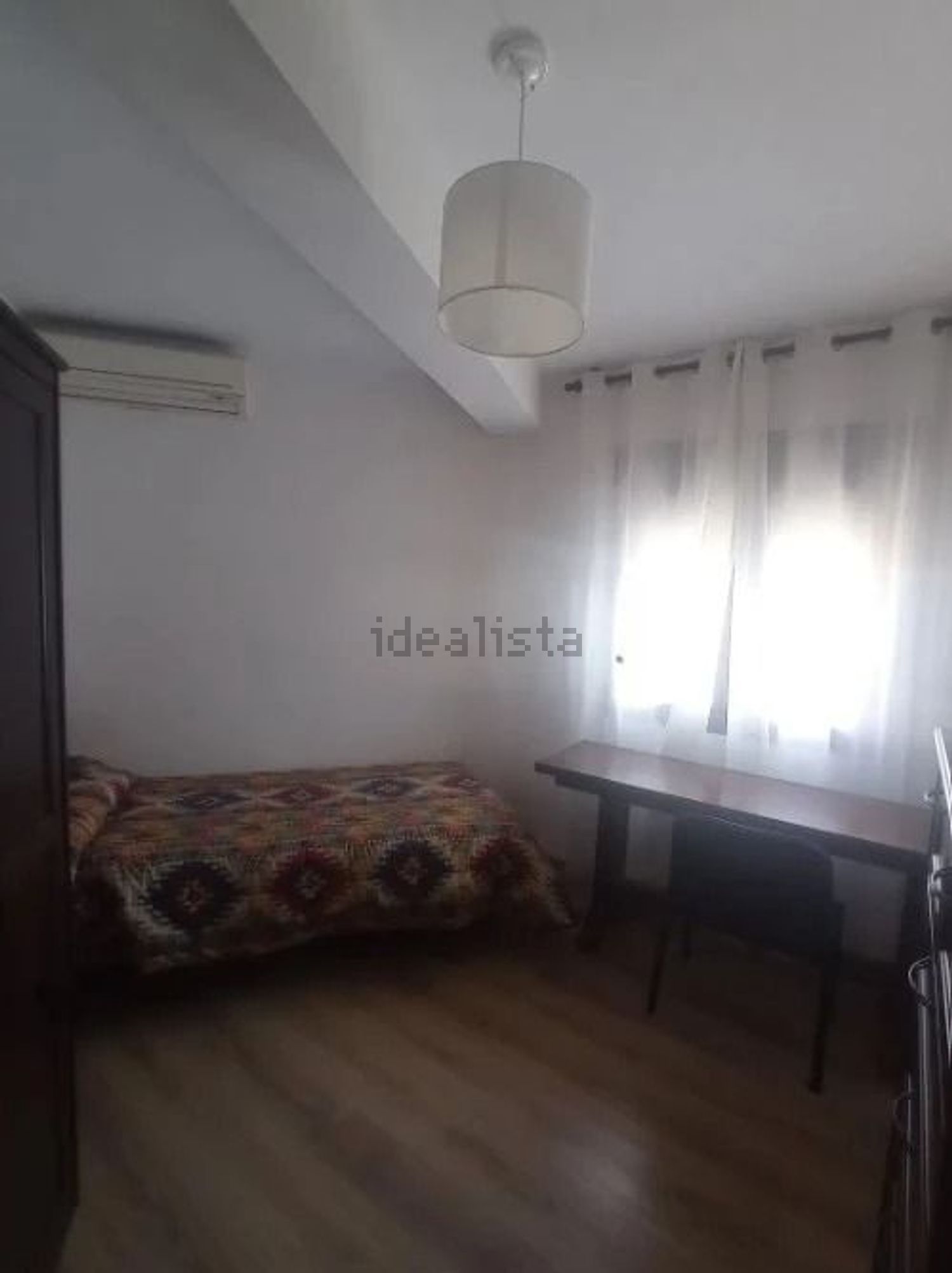 Piso de 90 m² en Granada