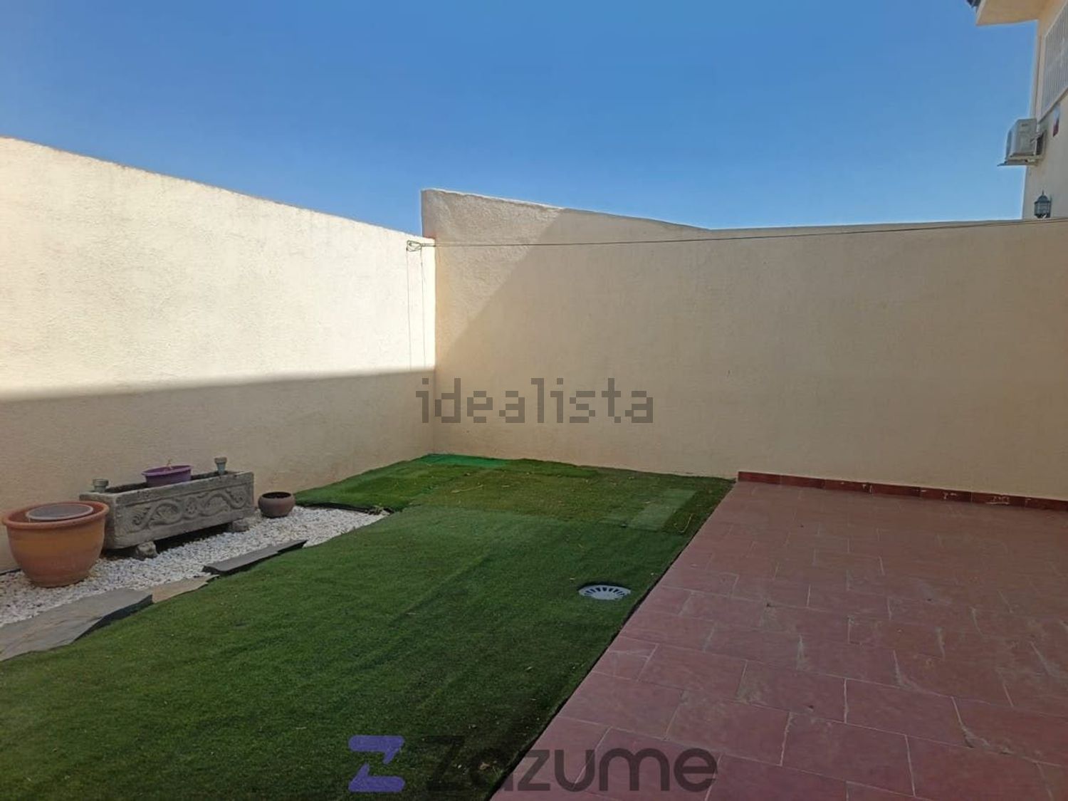 Casa de 233 m² en Yuncler