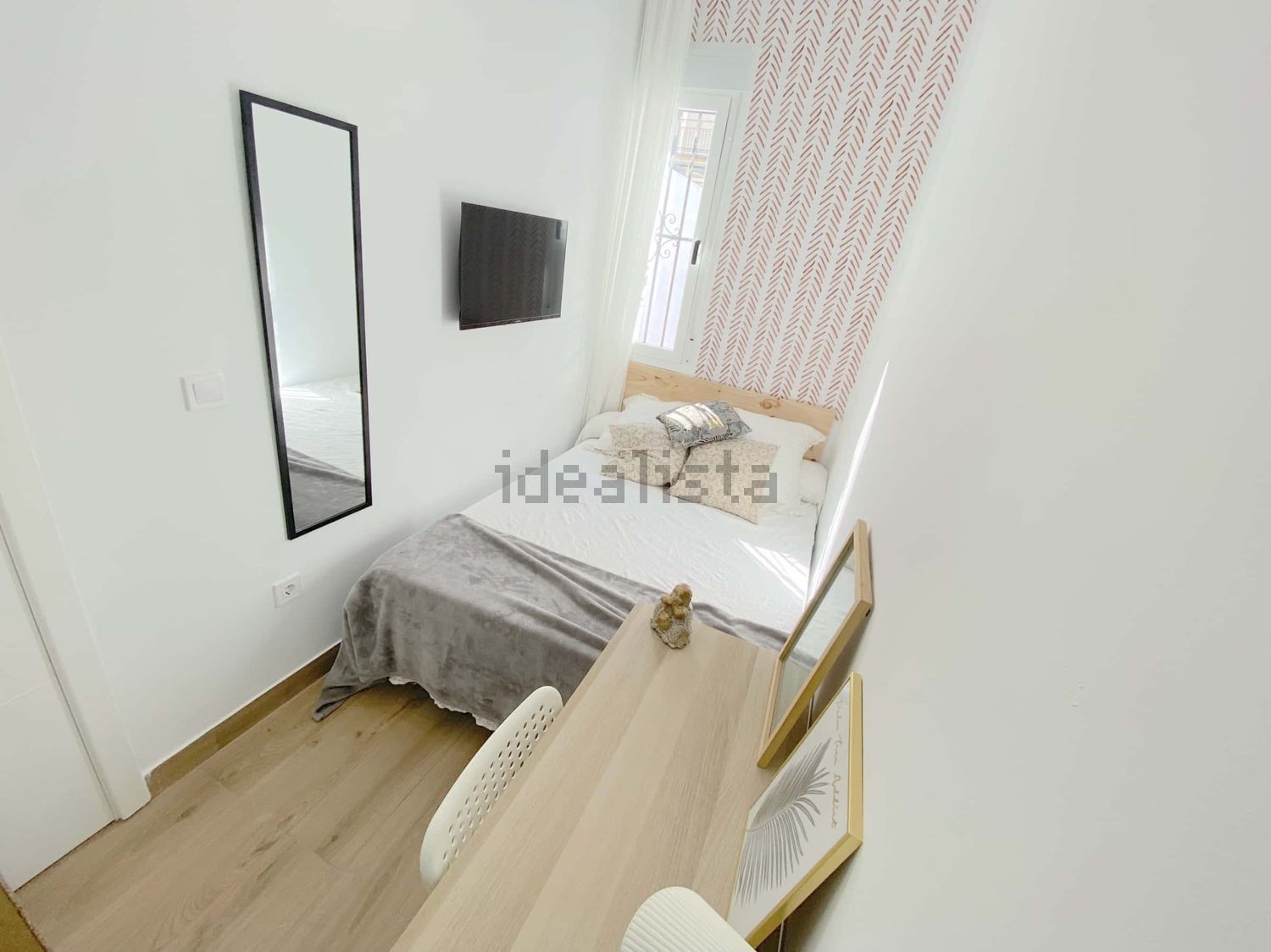 Habitación 200 m², Sevilla