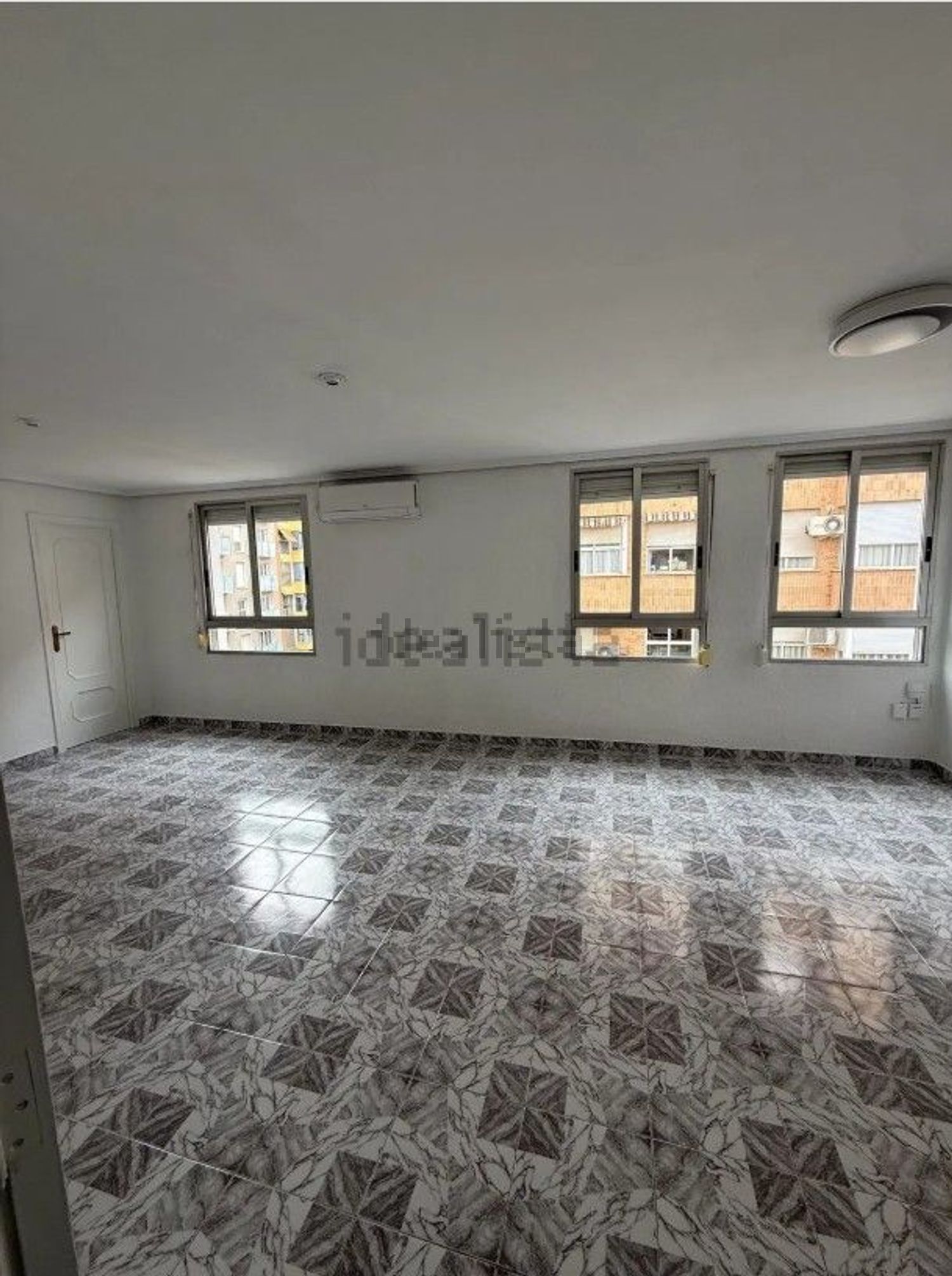 Pis de 75 m² a València