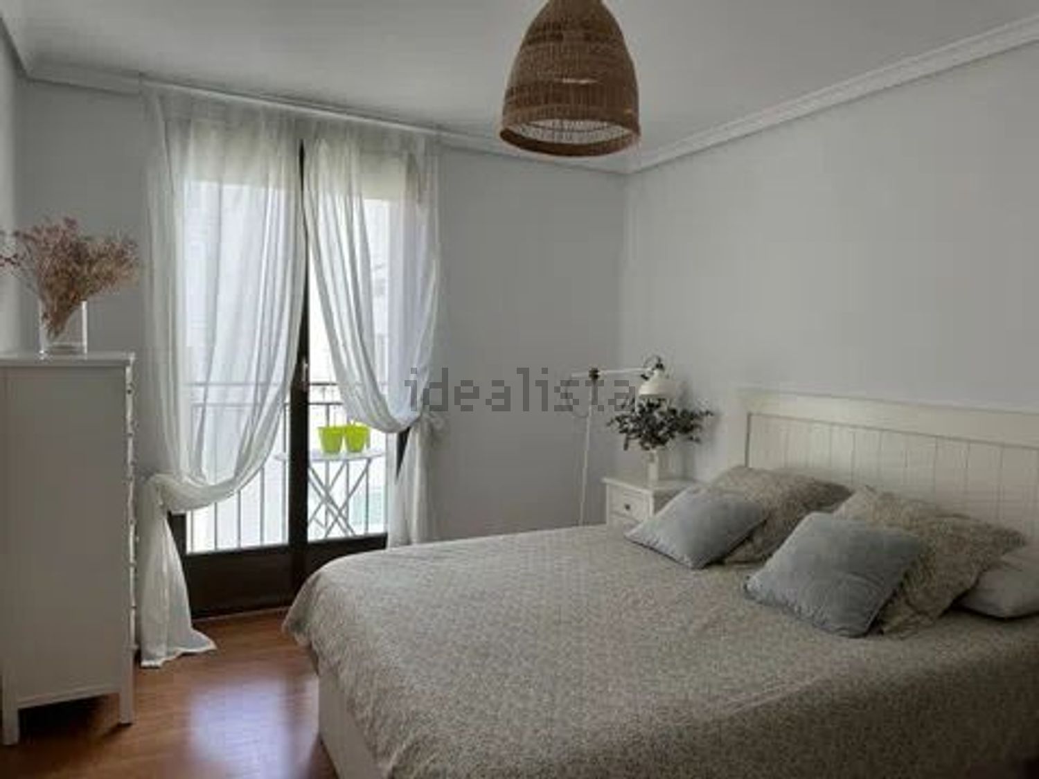Appartement 100 m² à Logrogne
