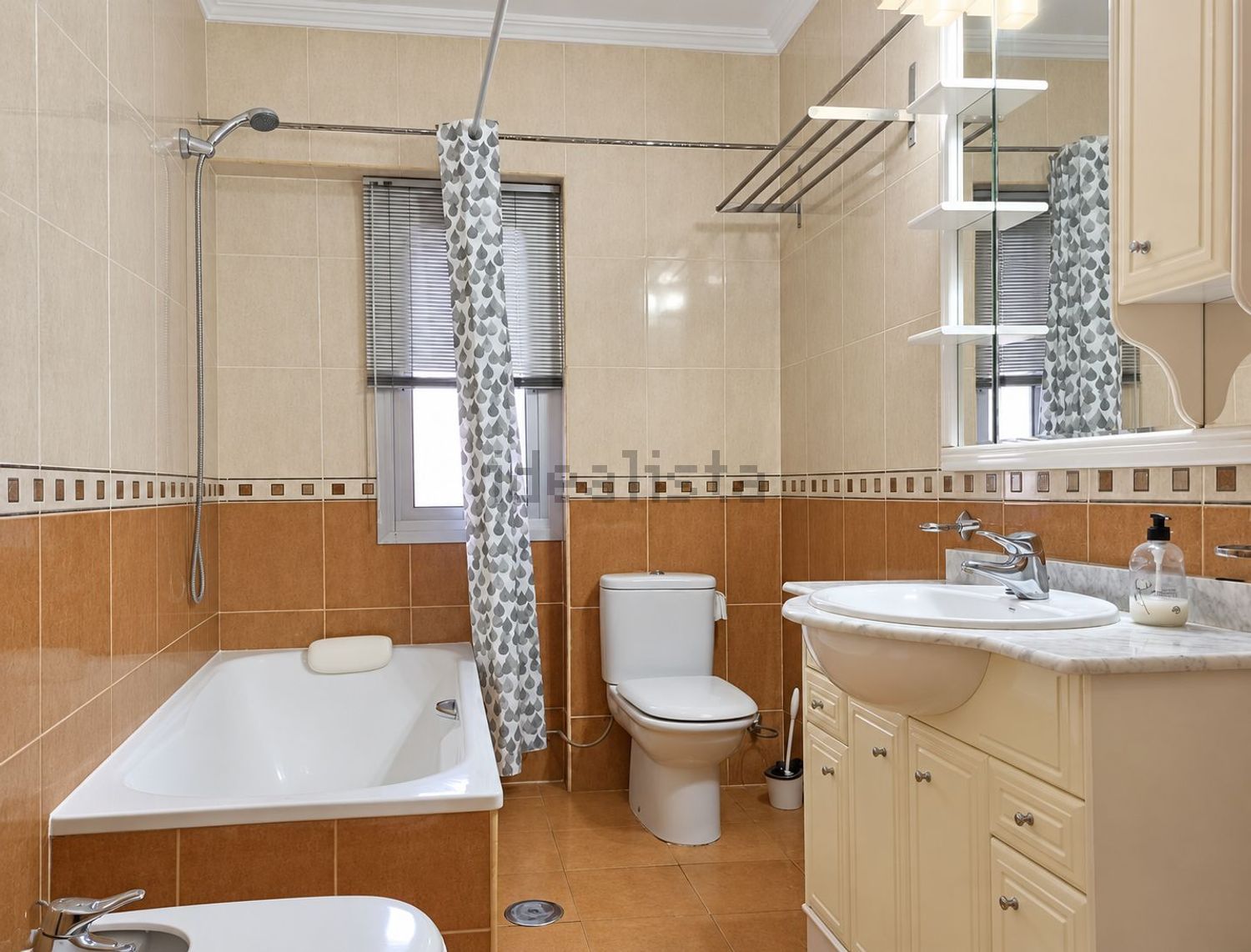 Appartamento 100 m² a Jaén